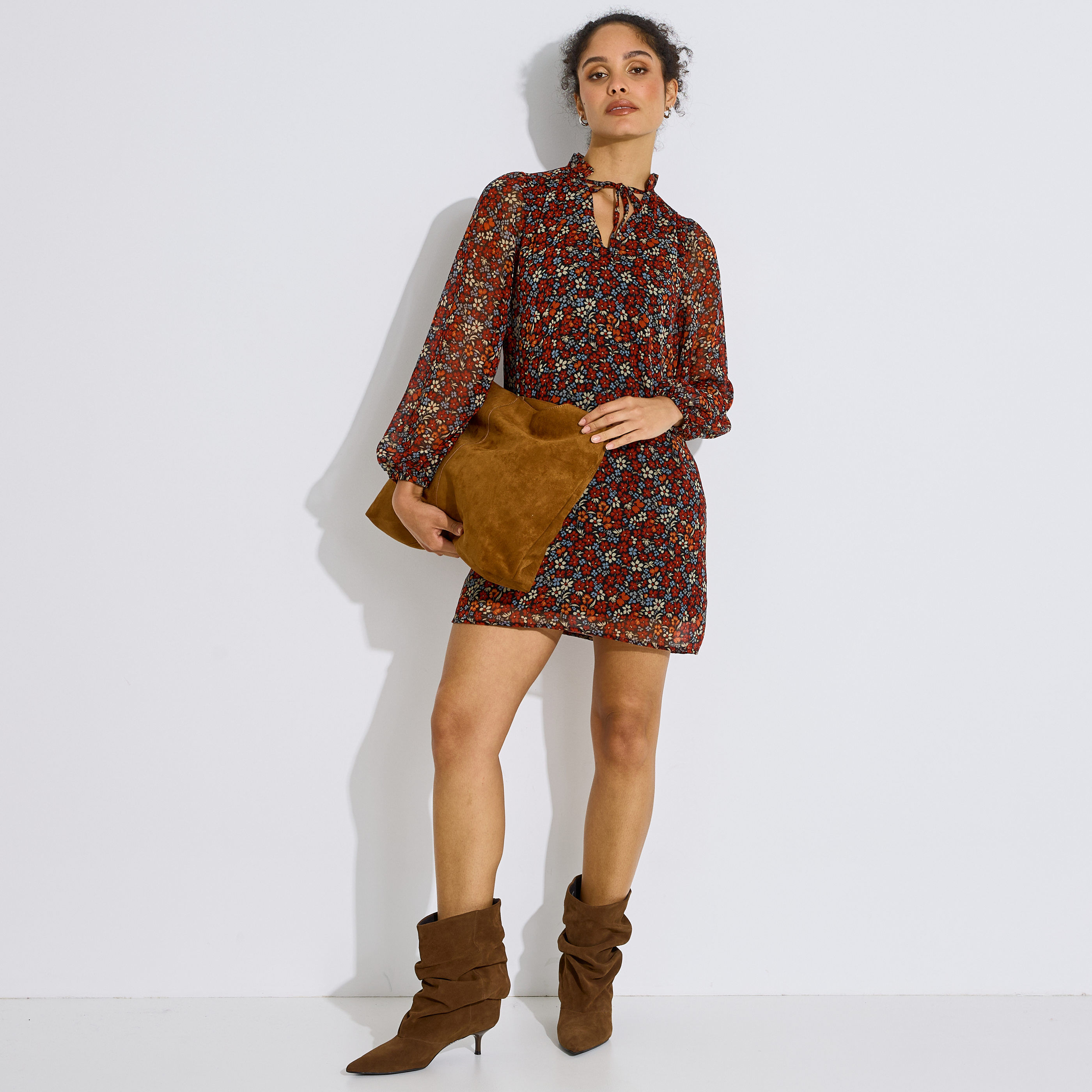 Robe courte imprim&eacute; fleurs femme