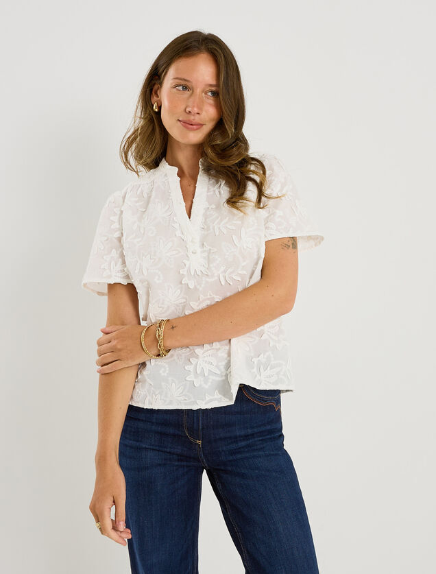 Blouse brod&eacute;e manches courtes femme
