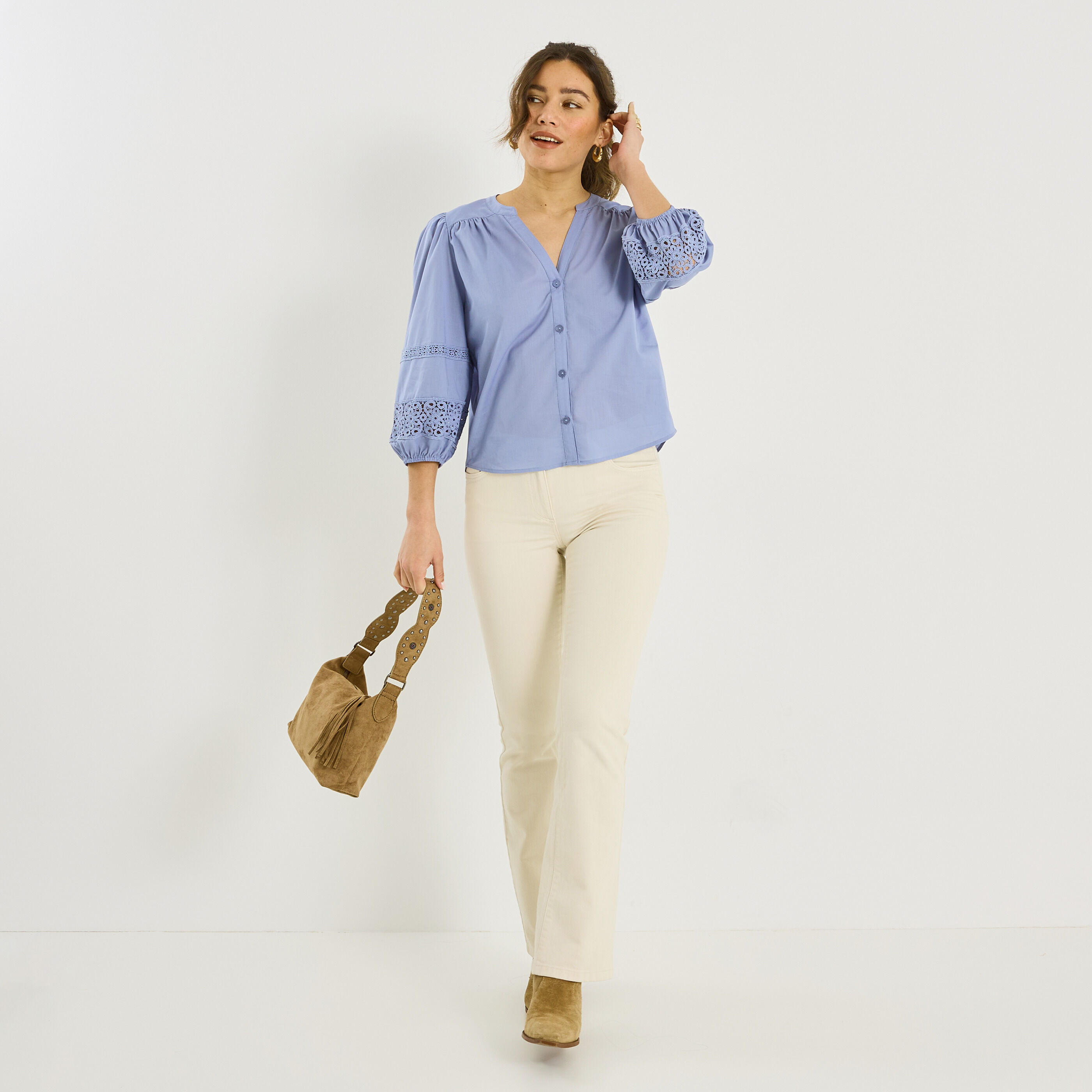 Chemise broderies ajour&eacute;es femme