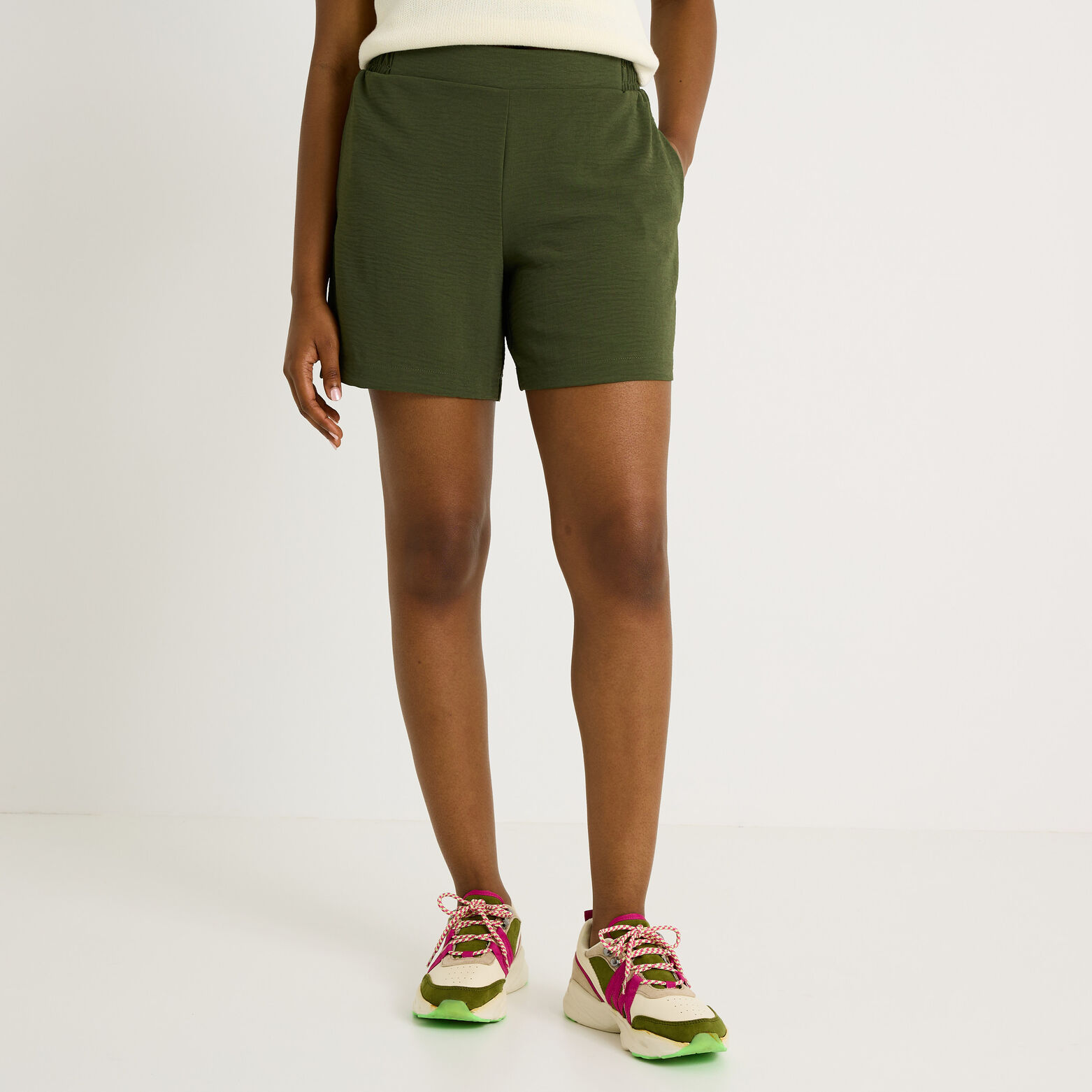 Short fluide taille élastiquée femme