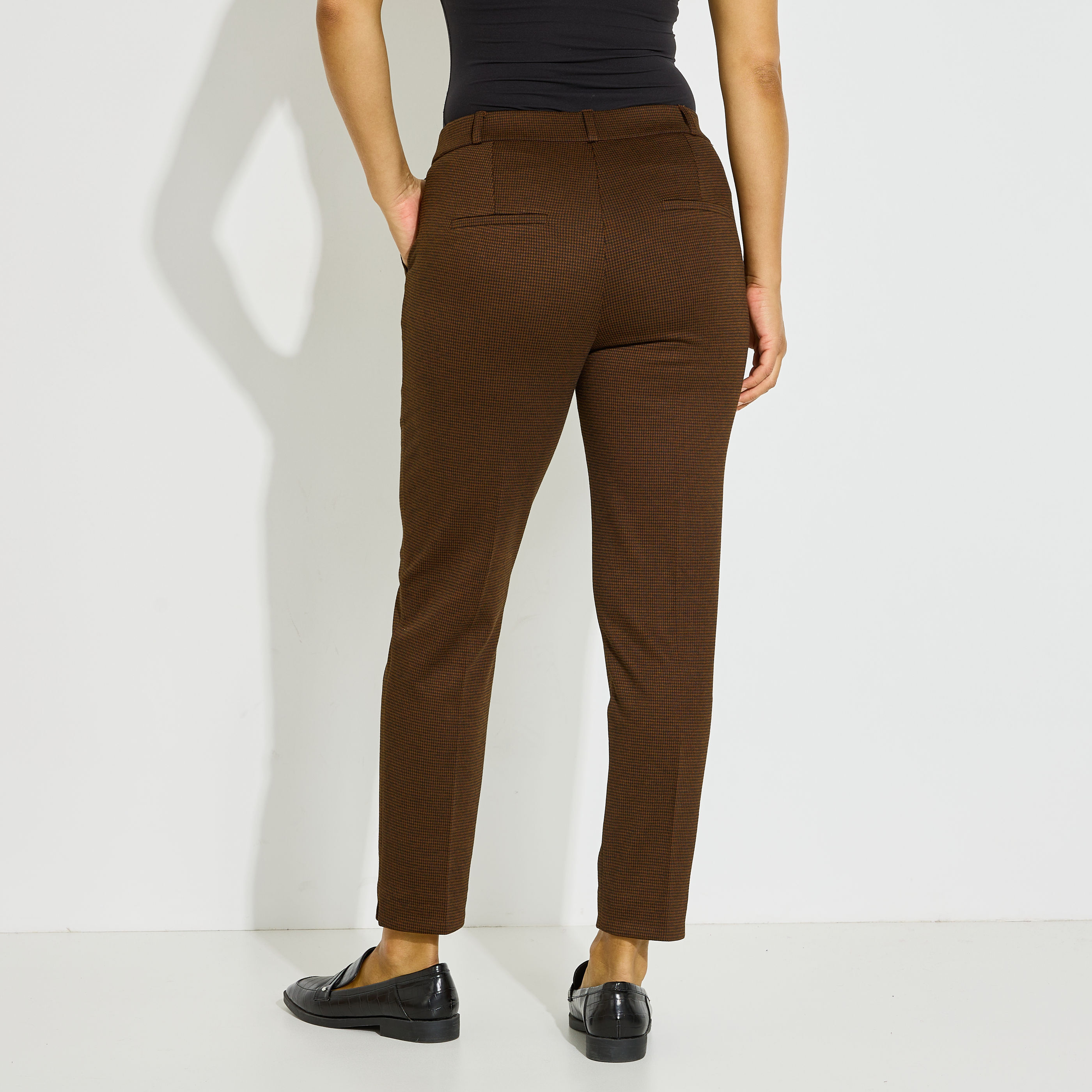 Pantalon cigarette femme