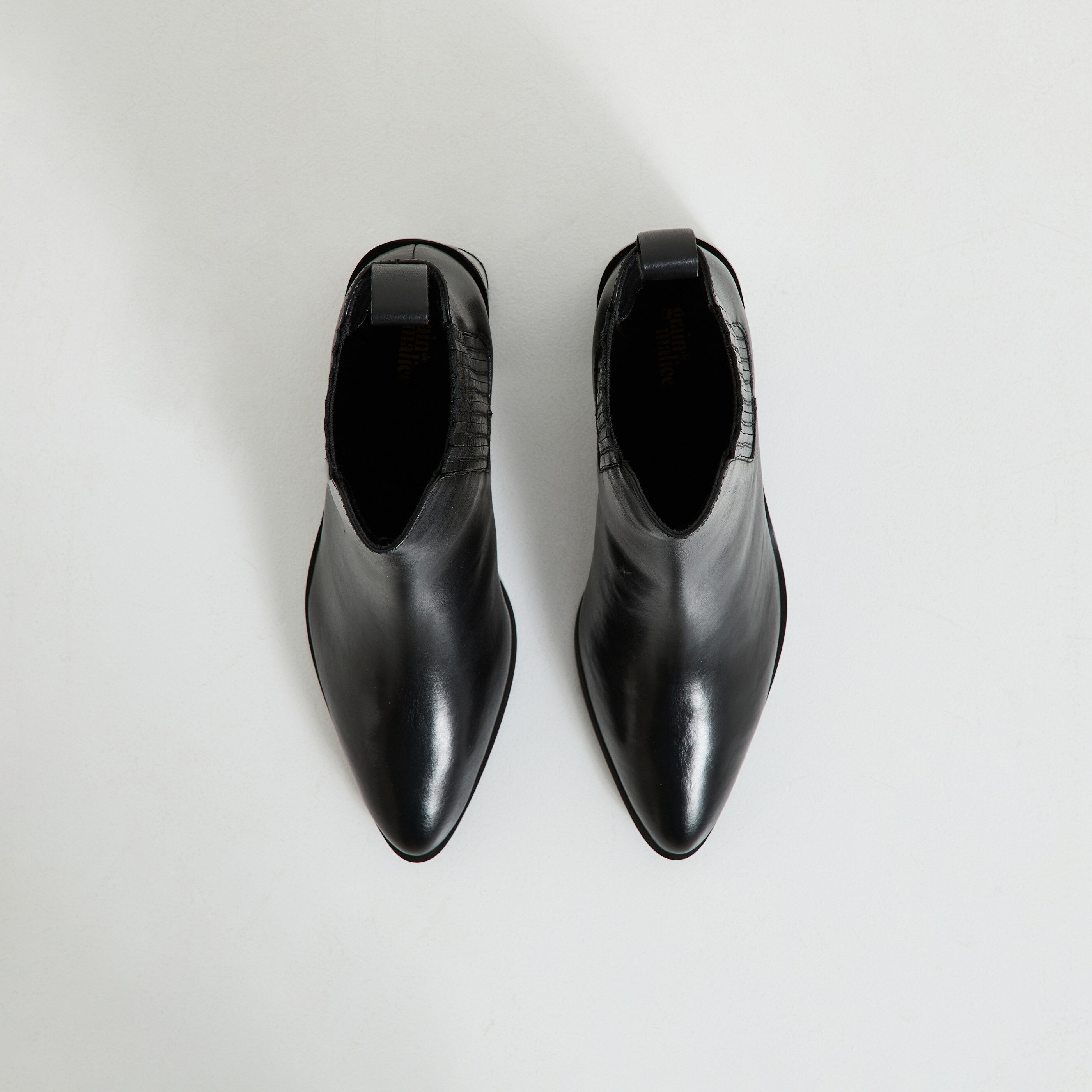Bottines dessus cuir de vache femme