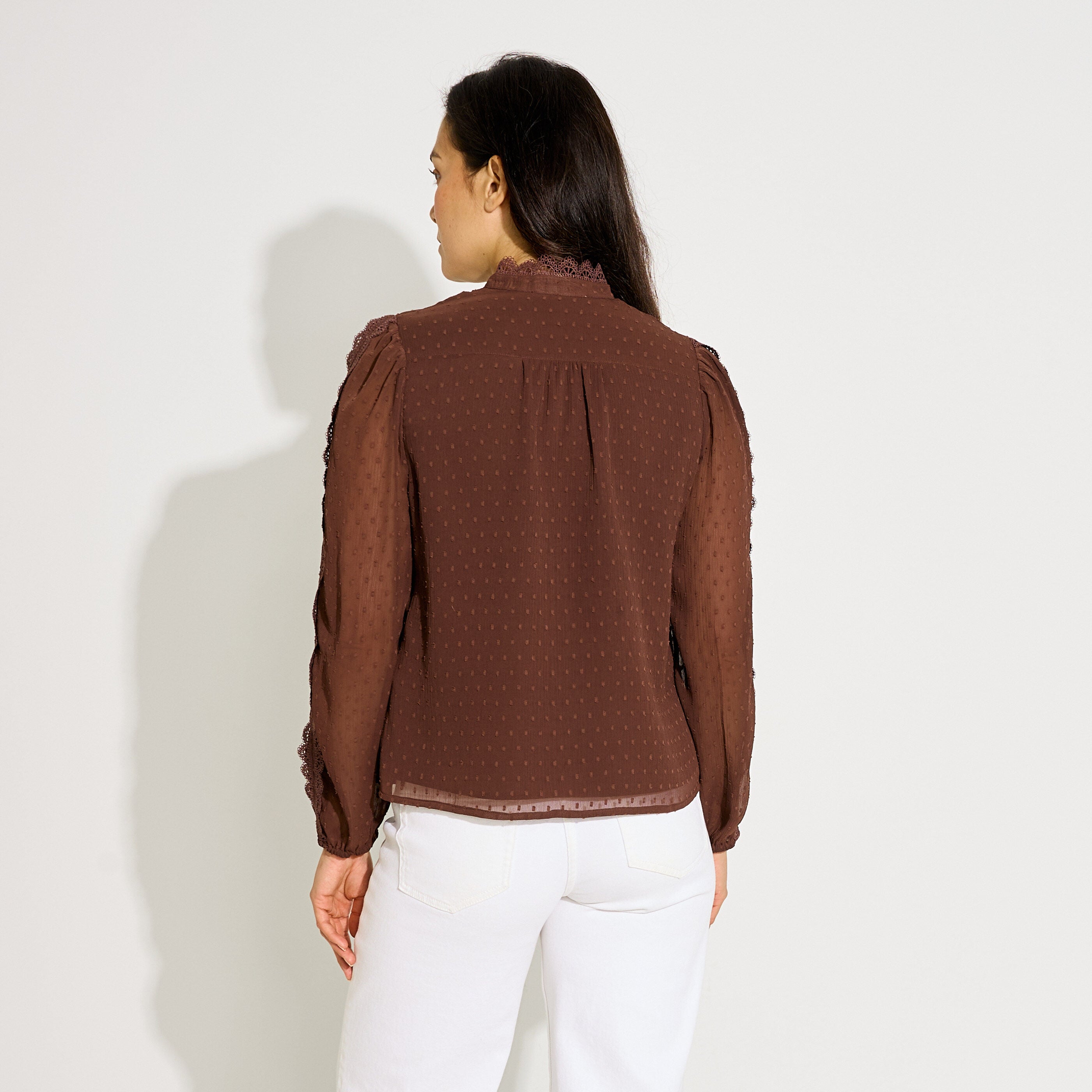 Chemise motifs plumetis femme