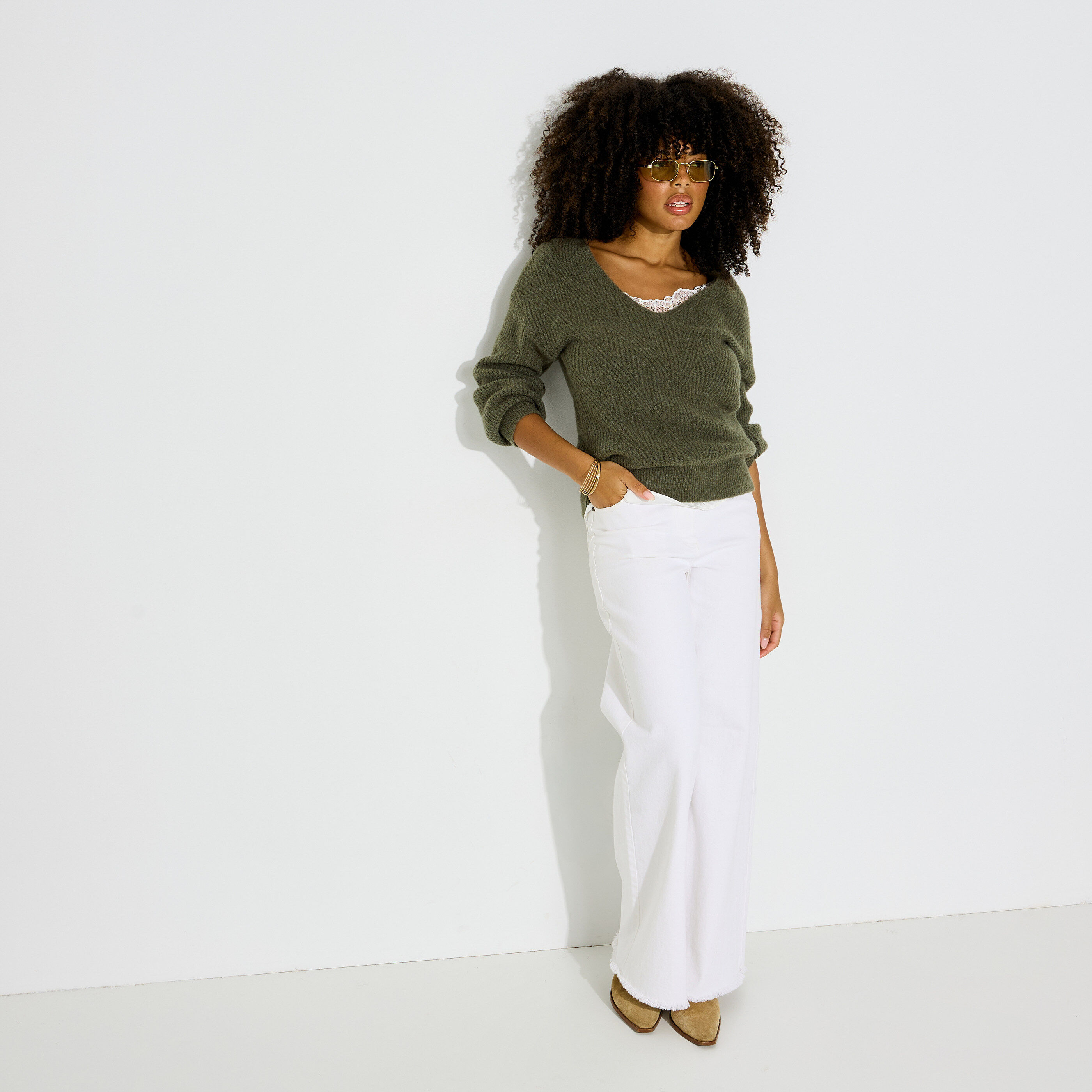 Pull col V motifs chevrons femme