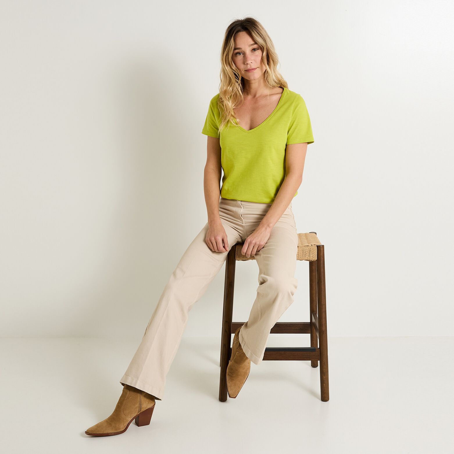 T-shirt col V femme
