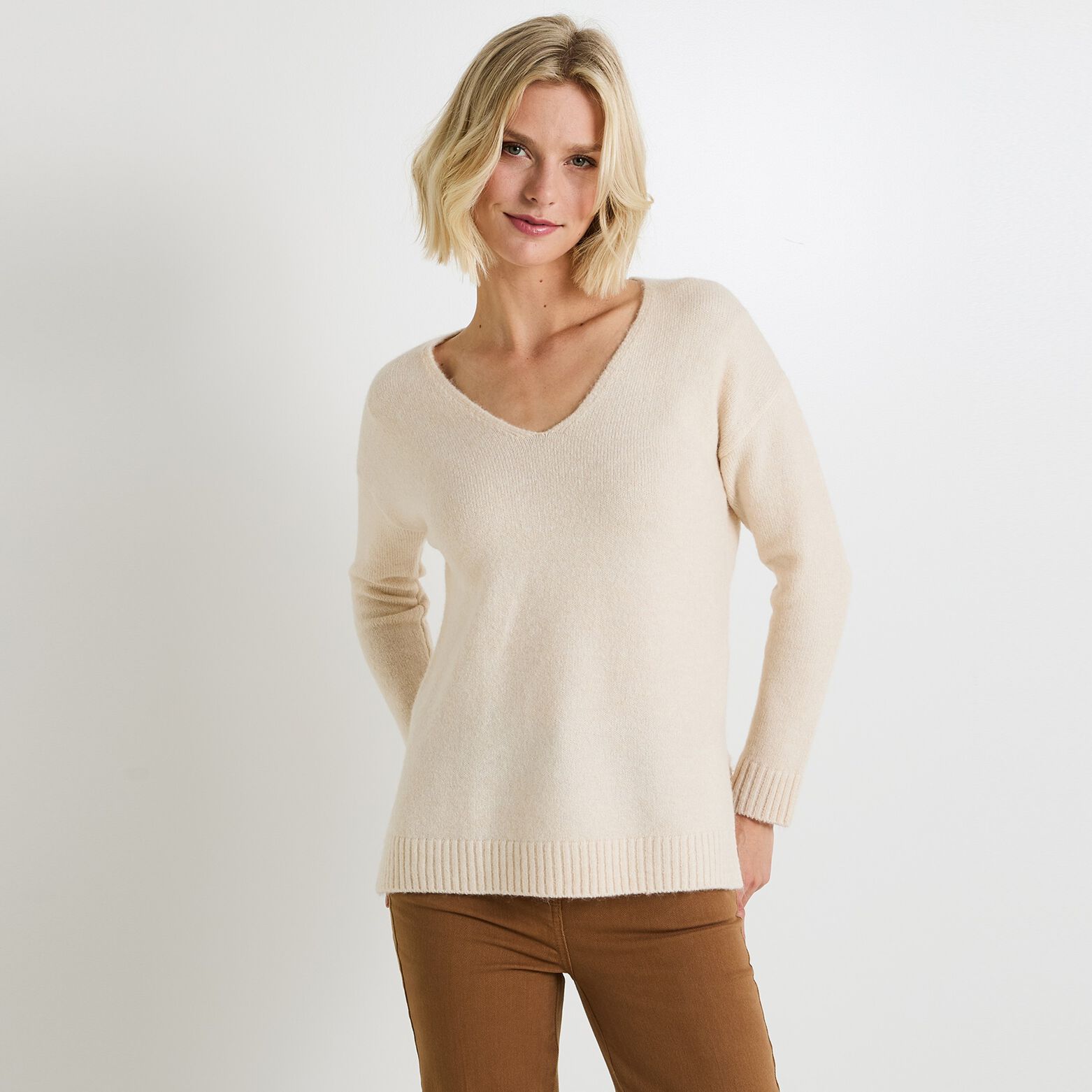 Pull col V femme