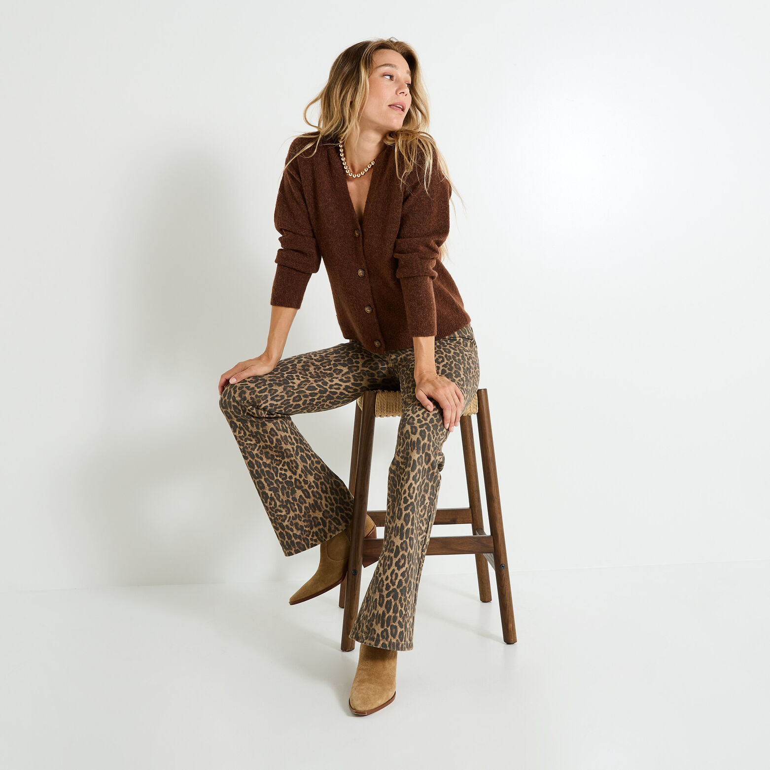 Gilet boutonné col V femme