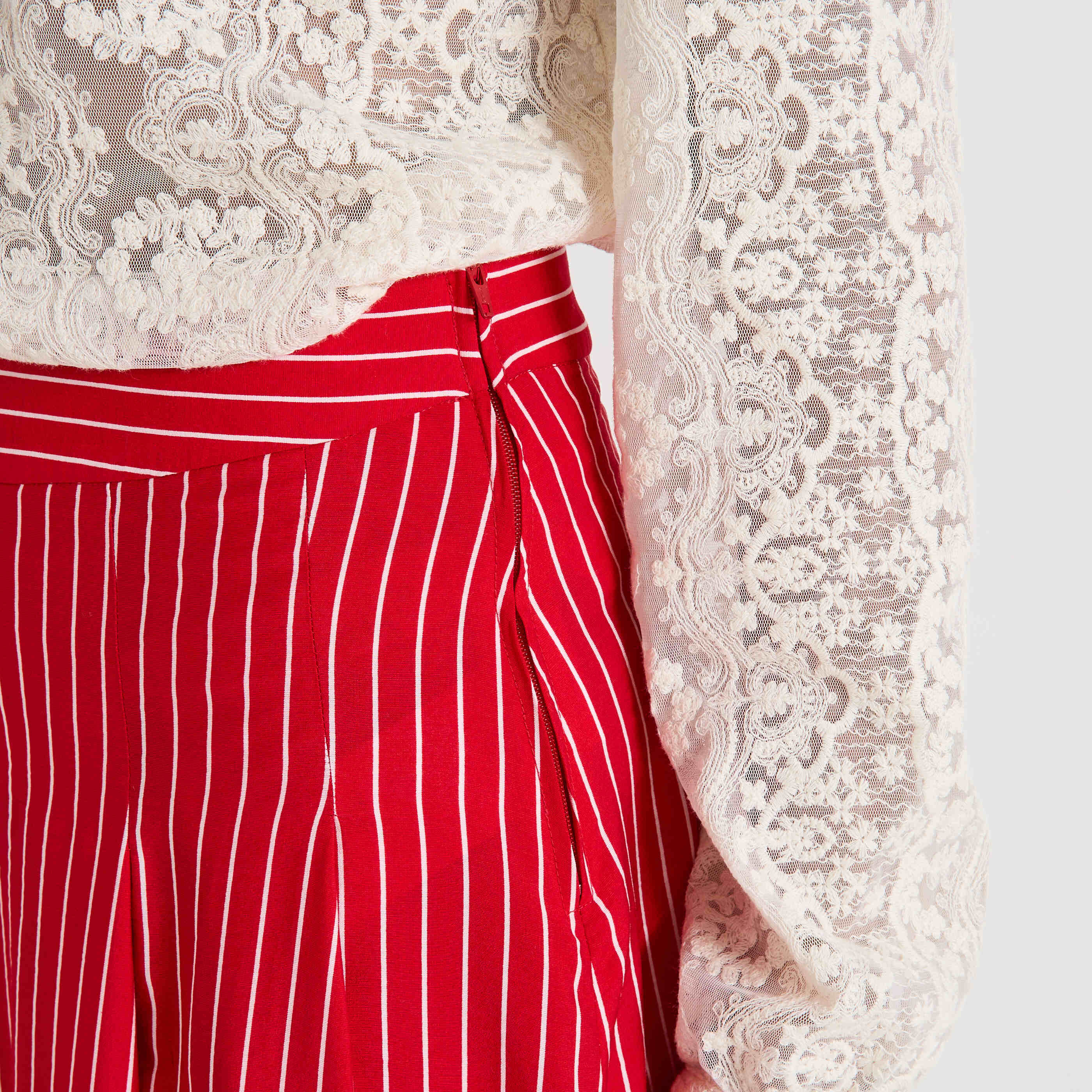 Jupe longue &eacute;vas&eacute;e &agrave; rayures