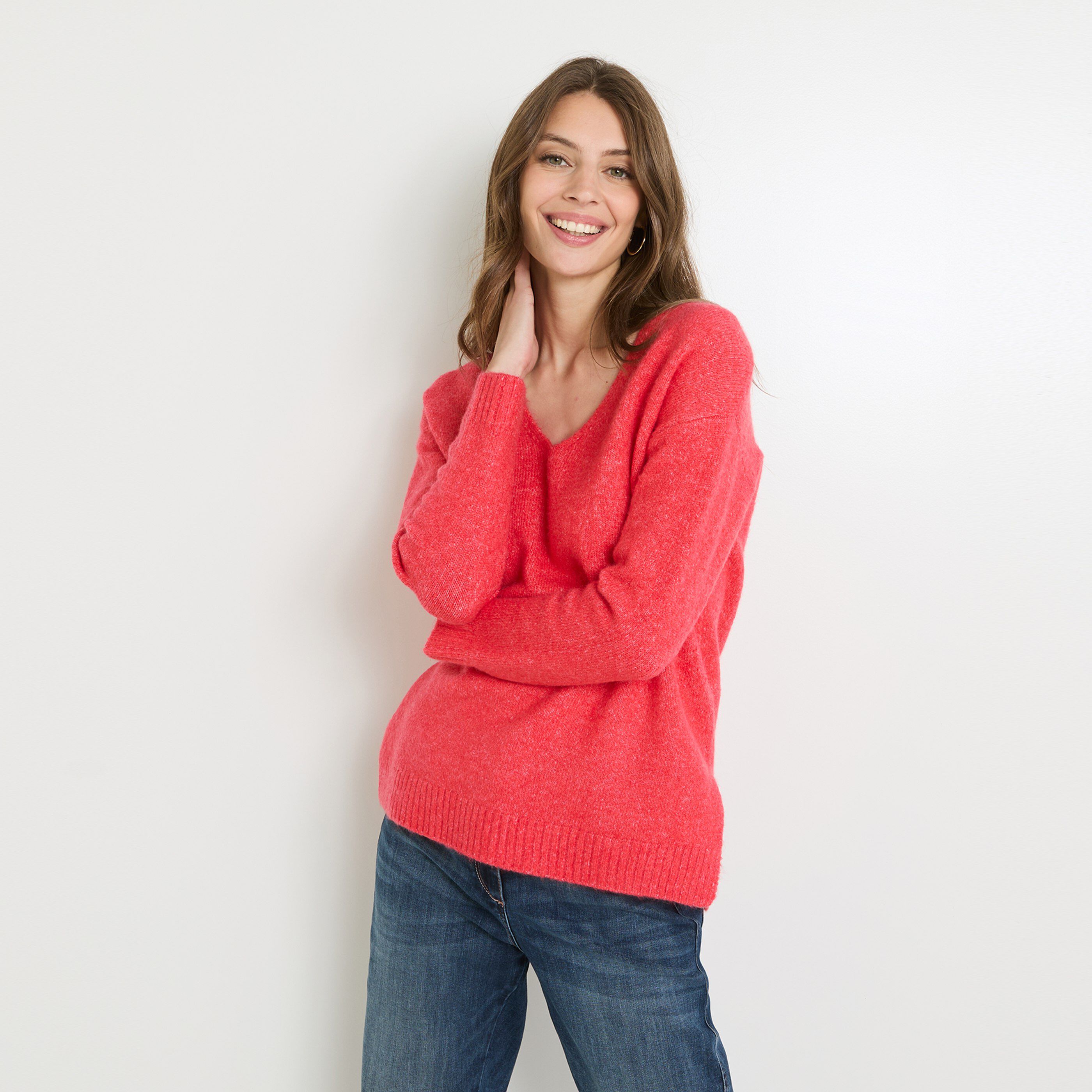 Pull col V femme ROUGE Graindemalice