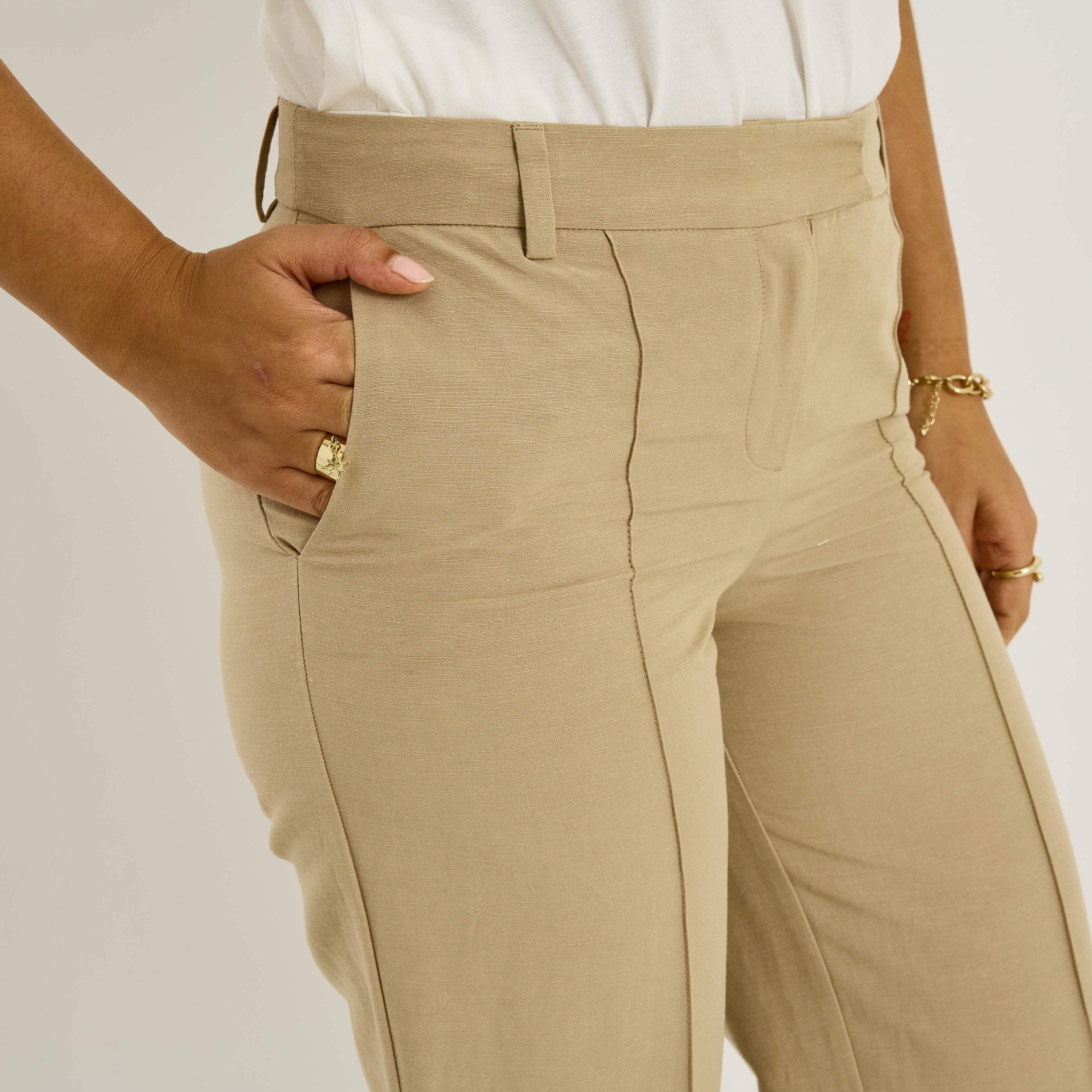 Pantalon tailleur &agrave; plis femme