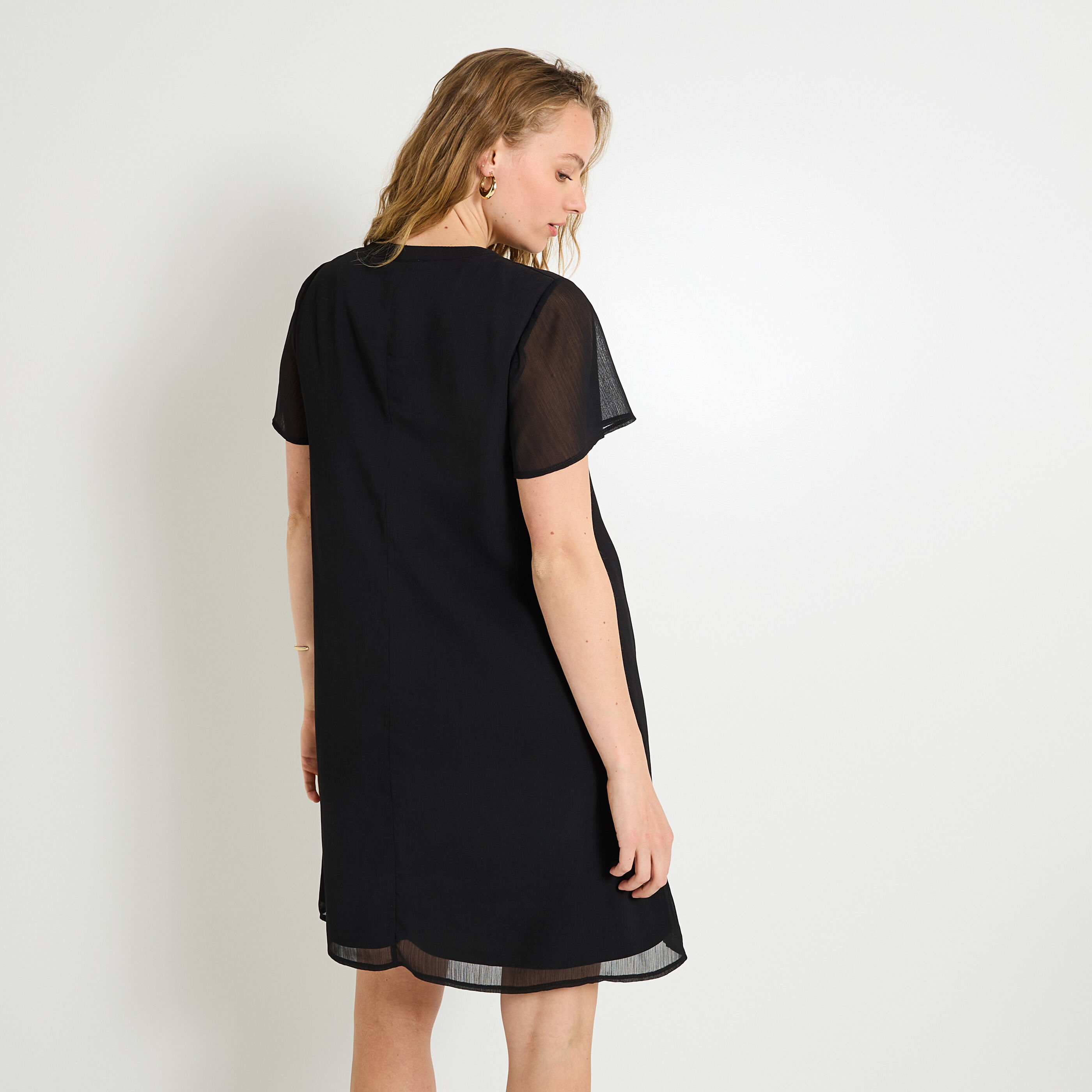 Robe courte en voile