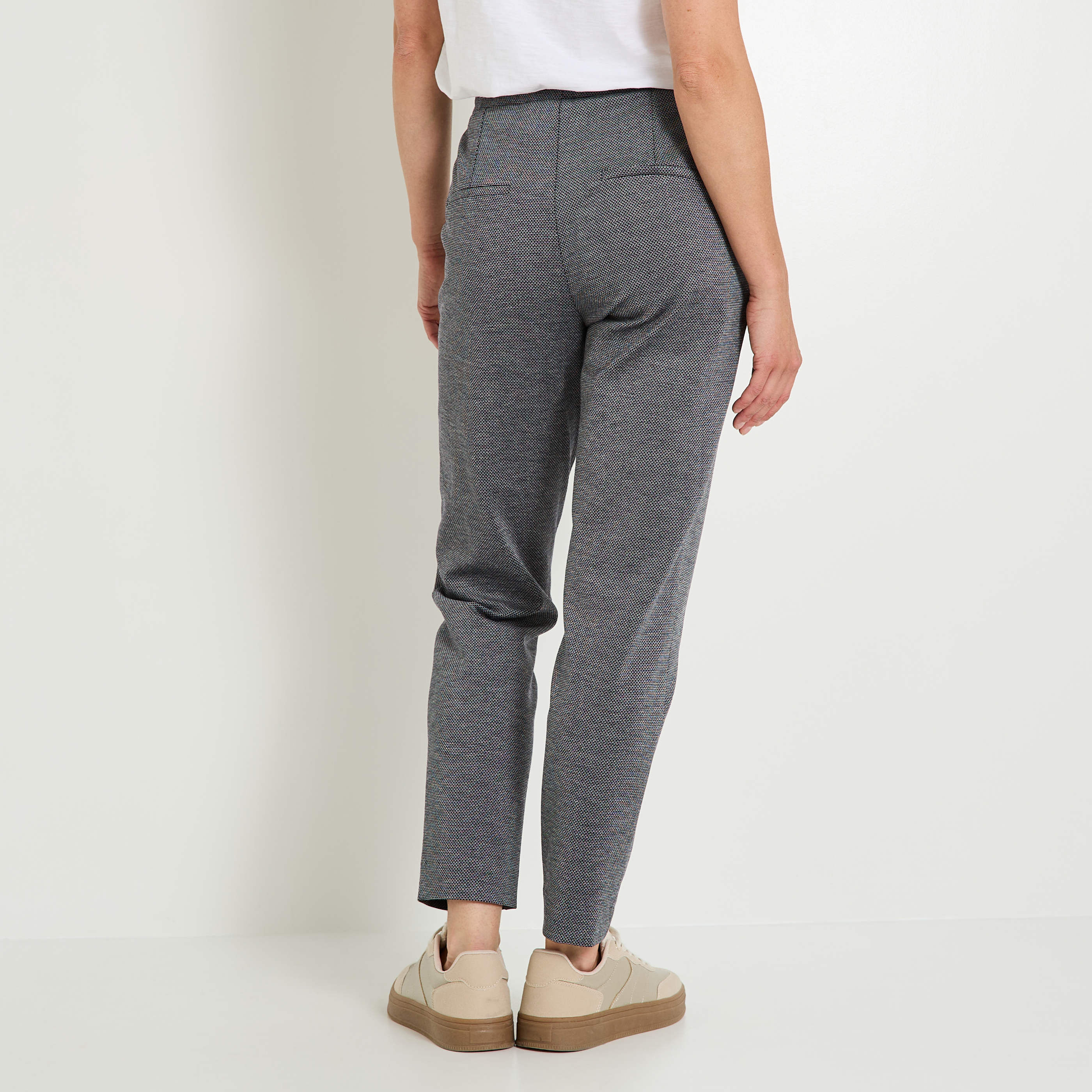 Pantalon cigarette en maille femme