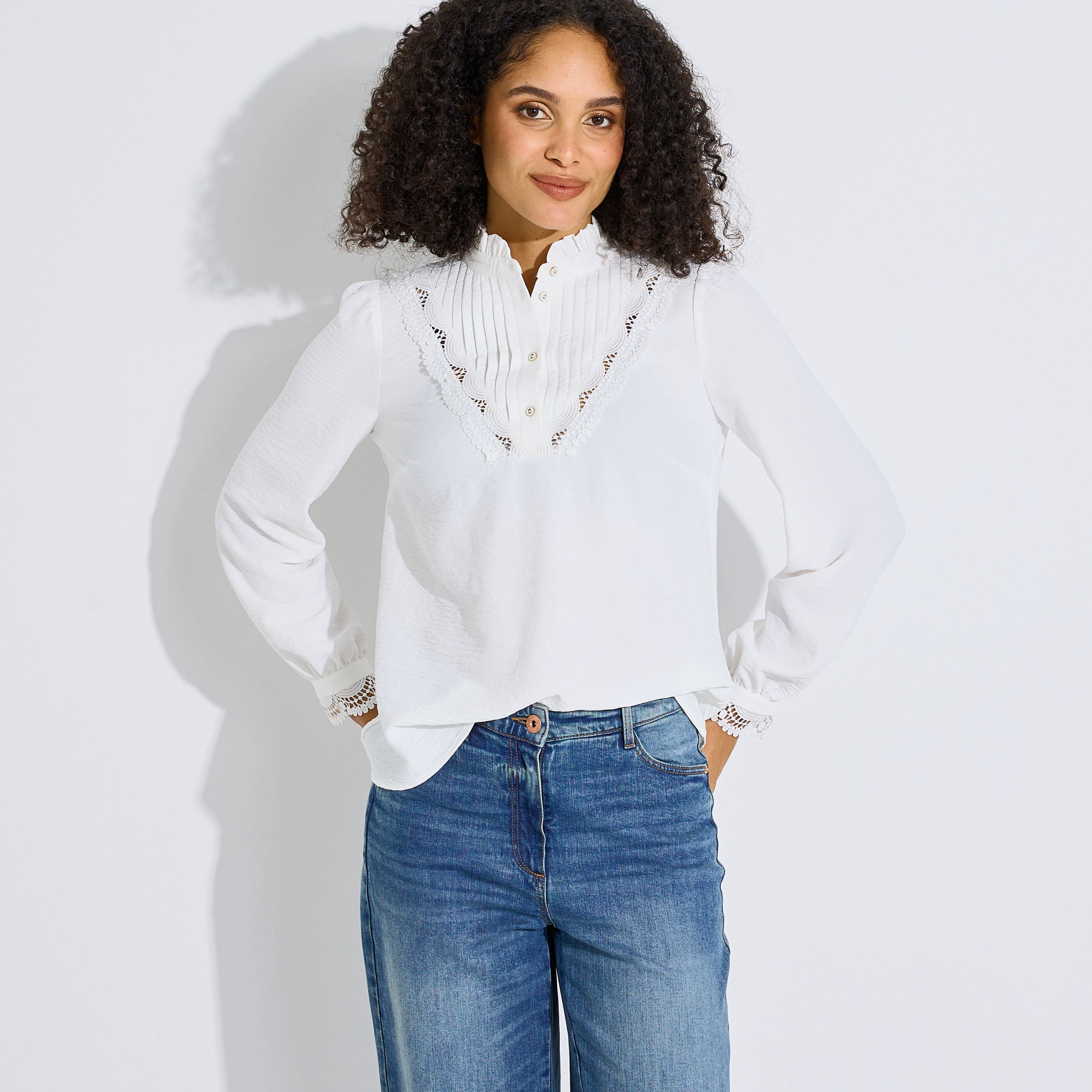 Blouse col montant pliss&eacute; femme