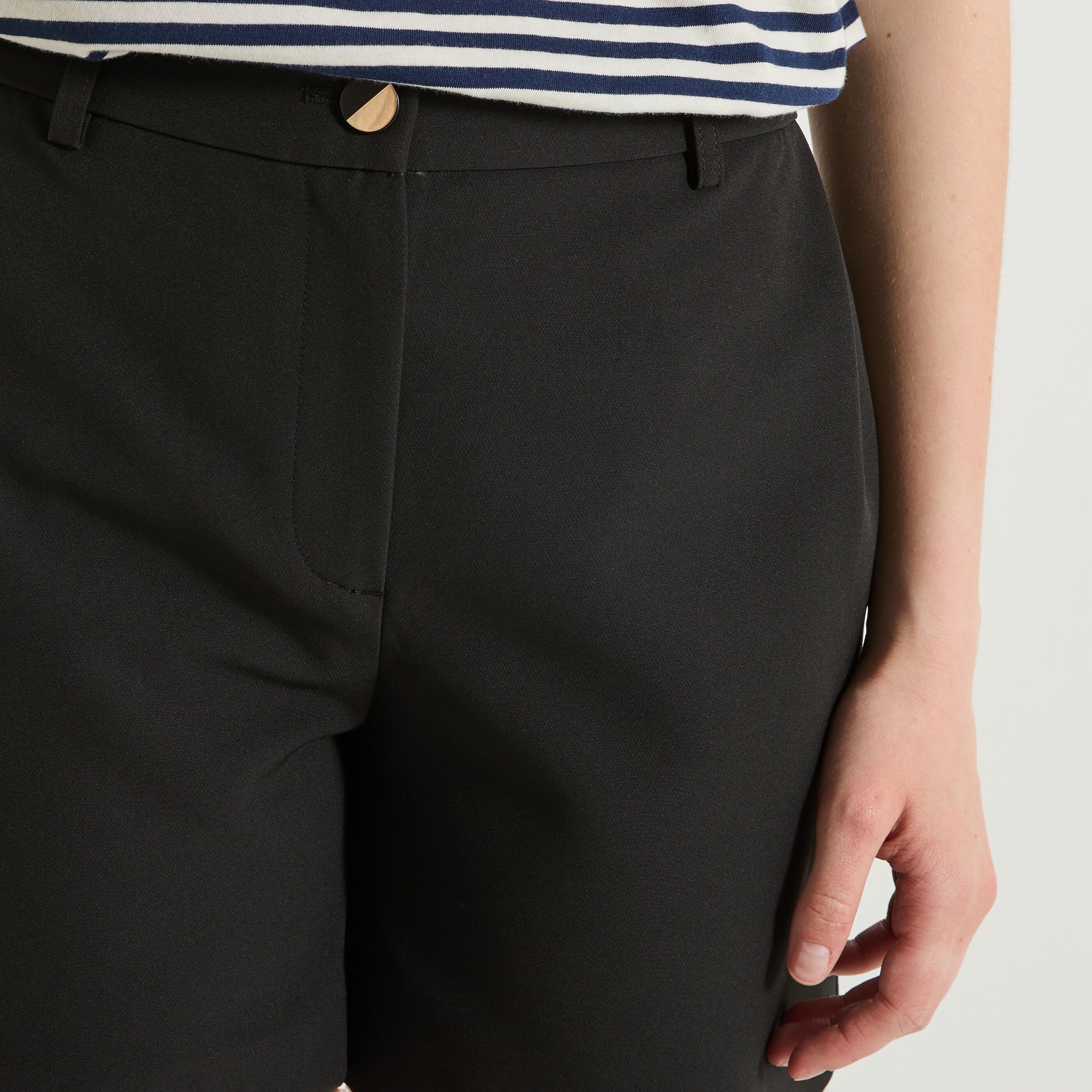 Short habill&eacute; femme