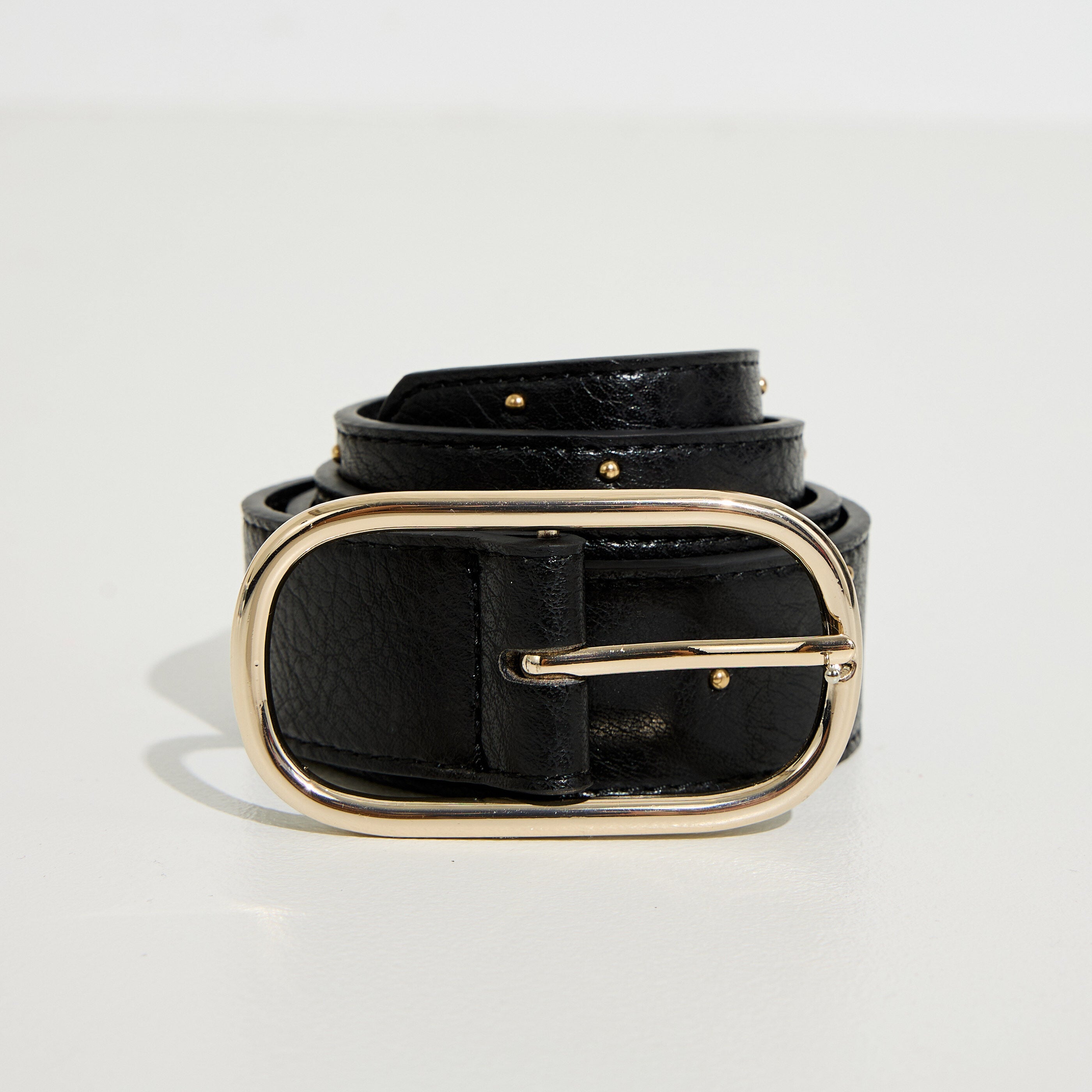 Ceinture clous boucle ovale femme