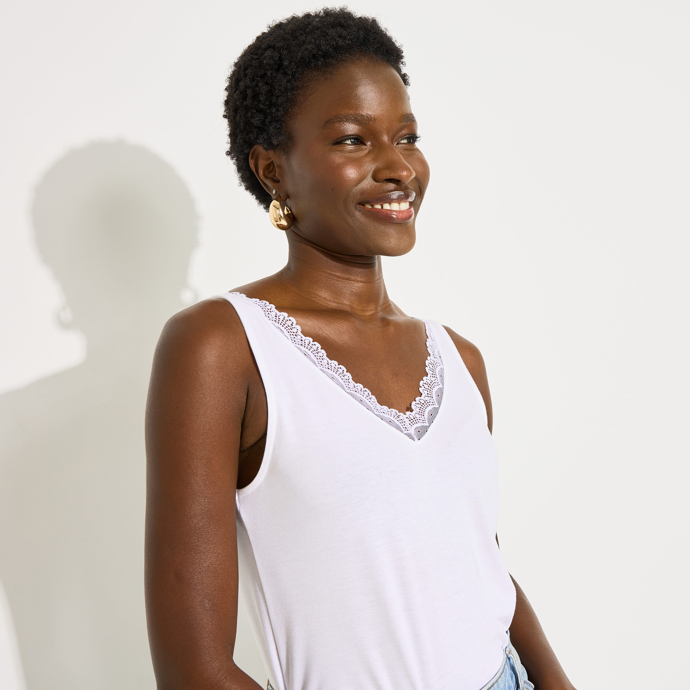 D&eacute;bardeur col V ajour&eacute; femme