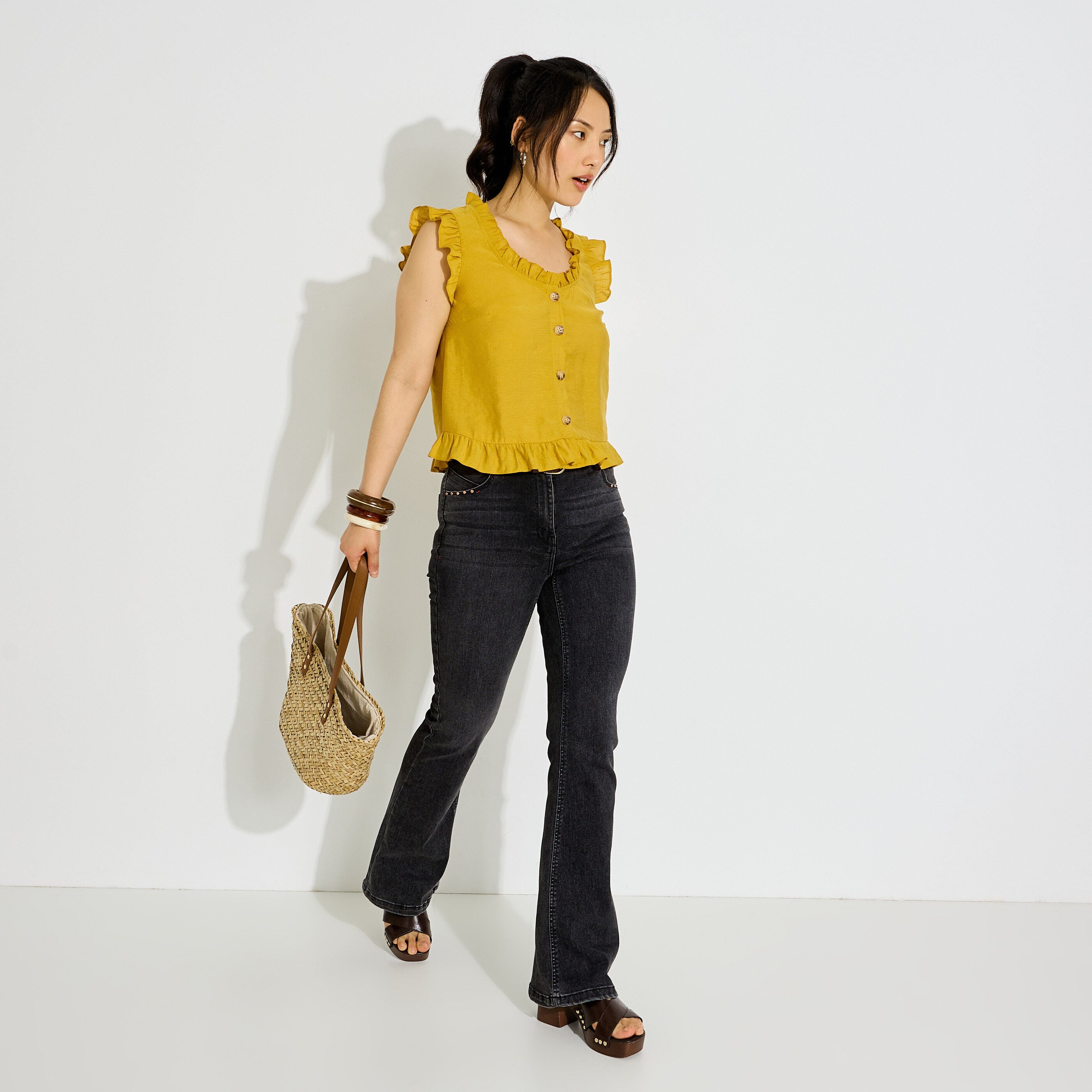 Blouse sans manches &agrave; volants femme