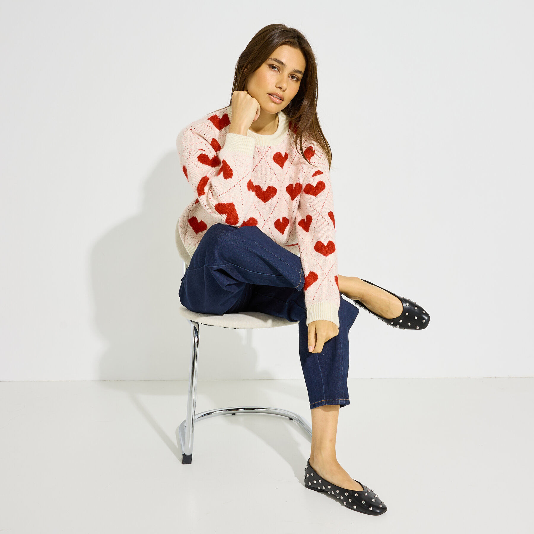Pull col rond motif c&oelig;ur femme