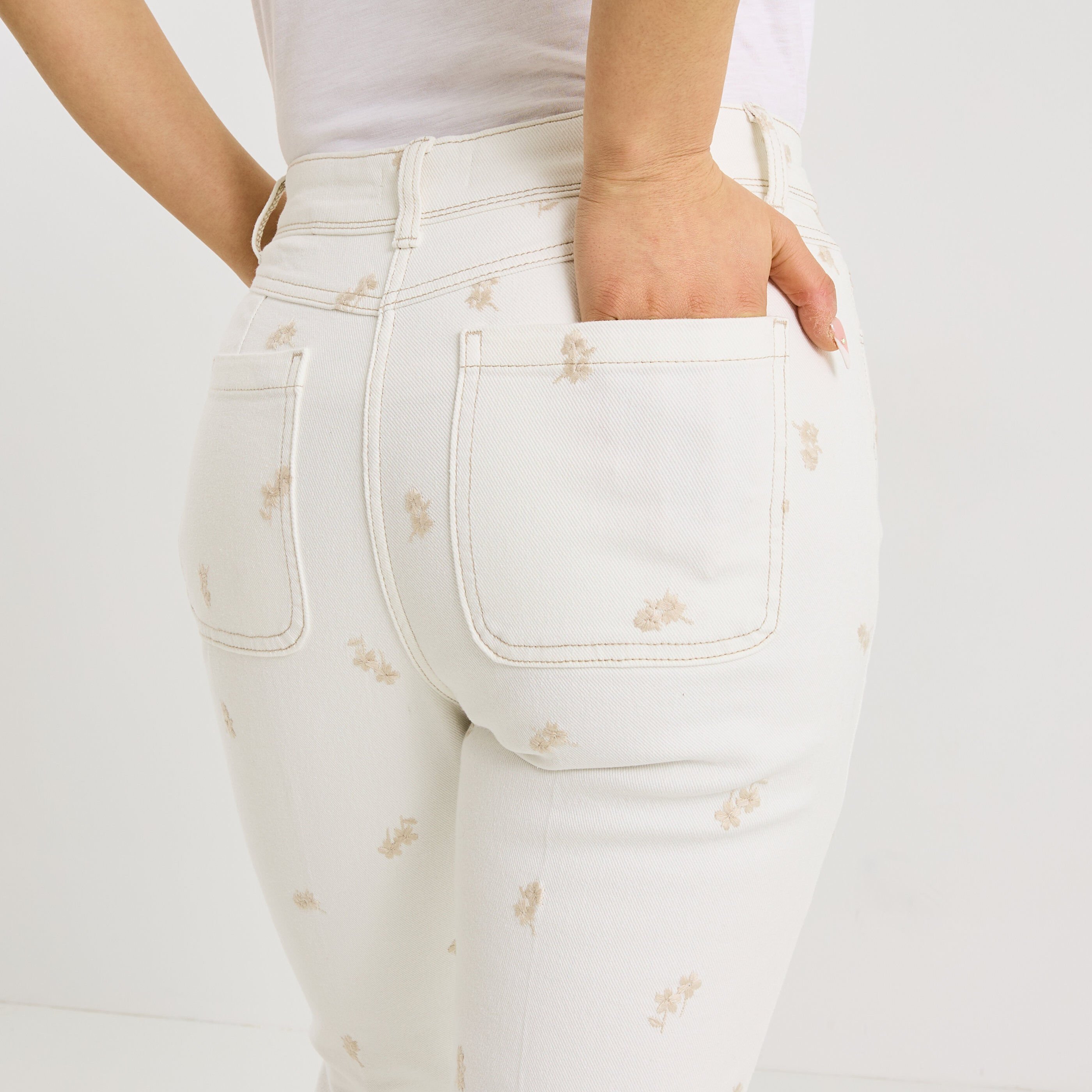 Jean bootcut raccourci DELHI R02 femme