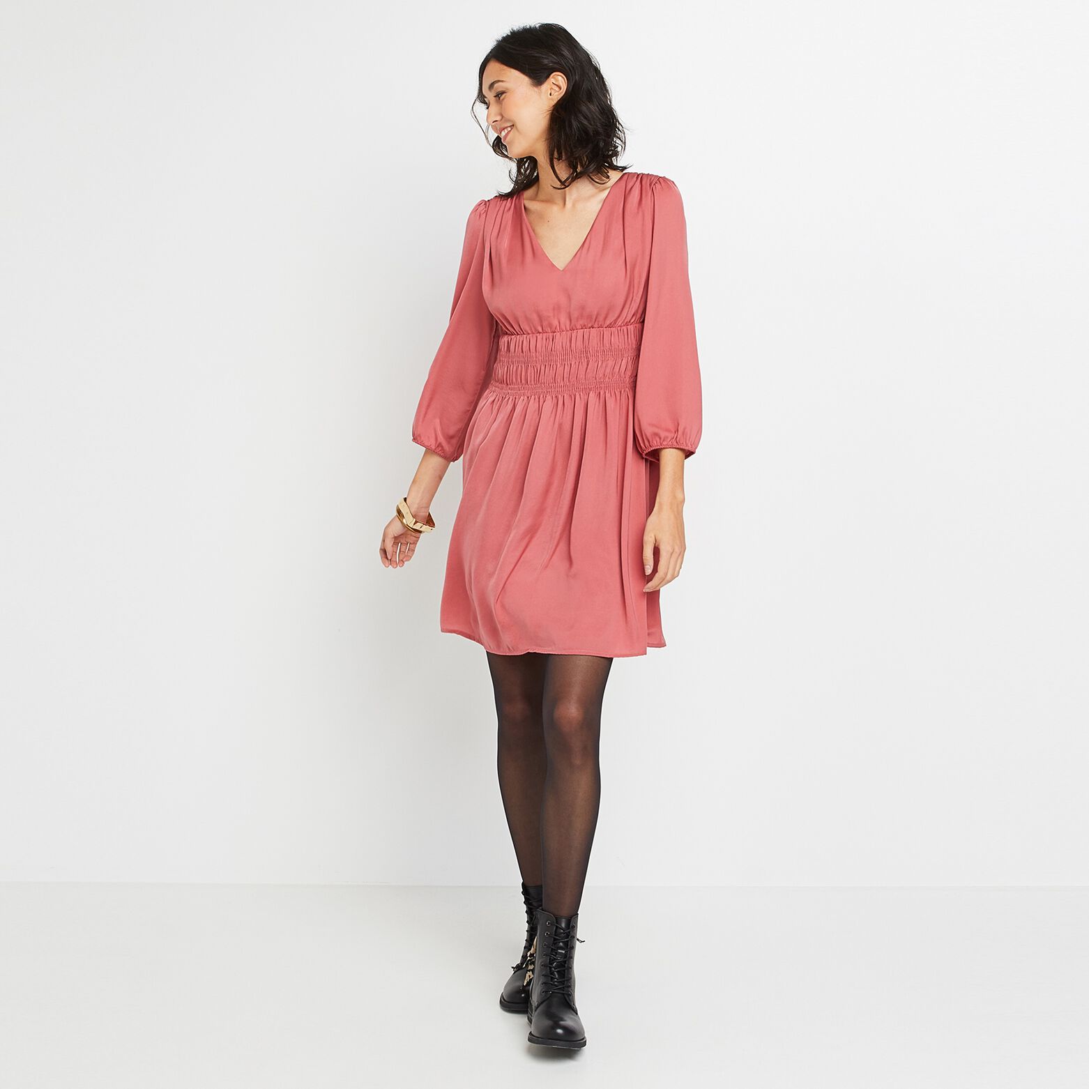 Robe satinée rose femme