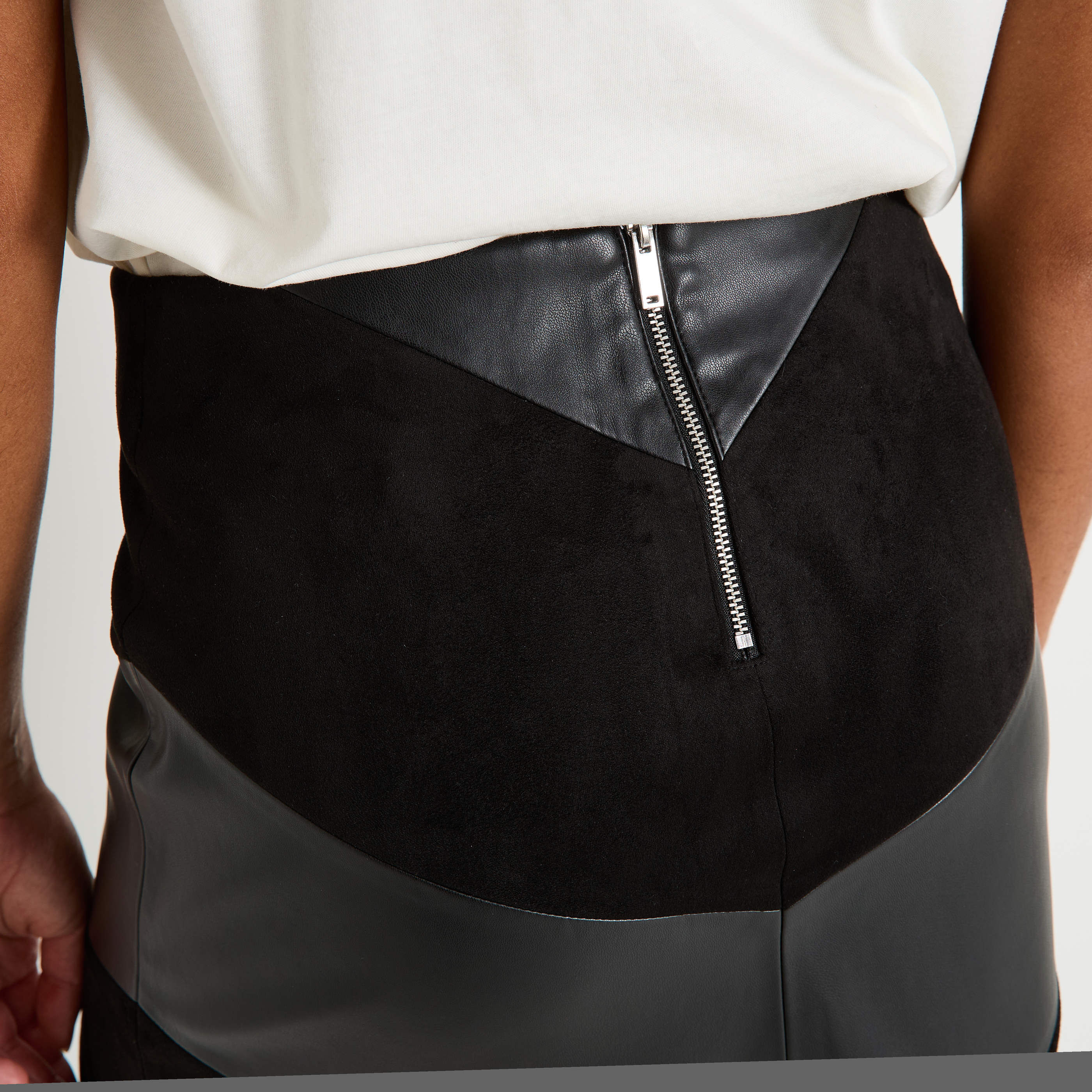 Jupe trap&egrave;ze effet patchwork 