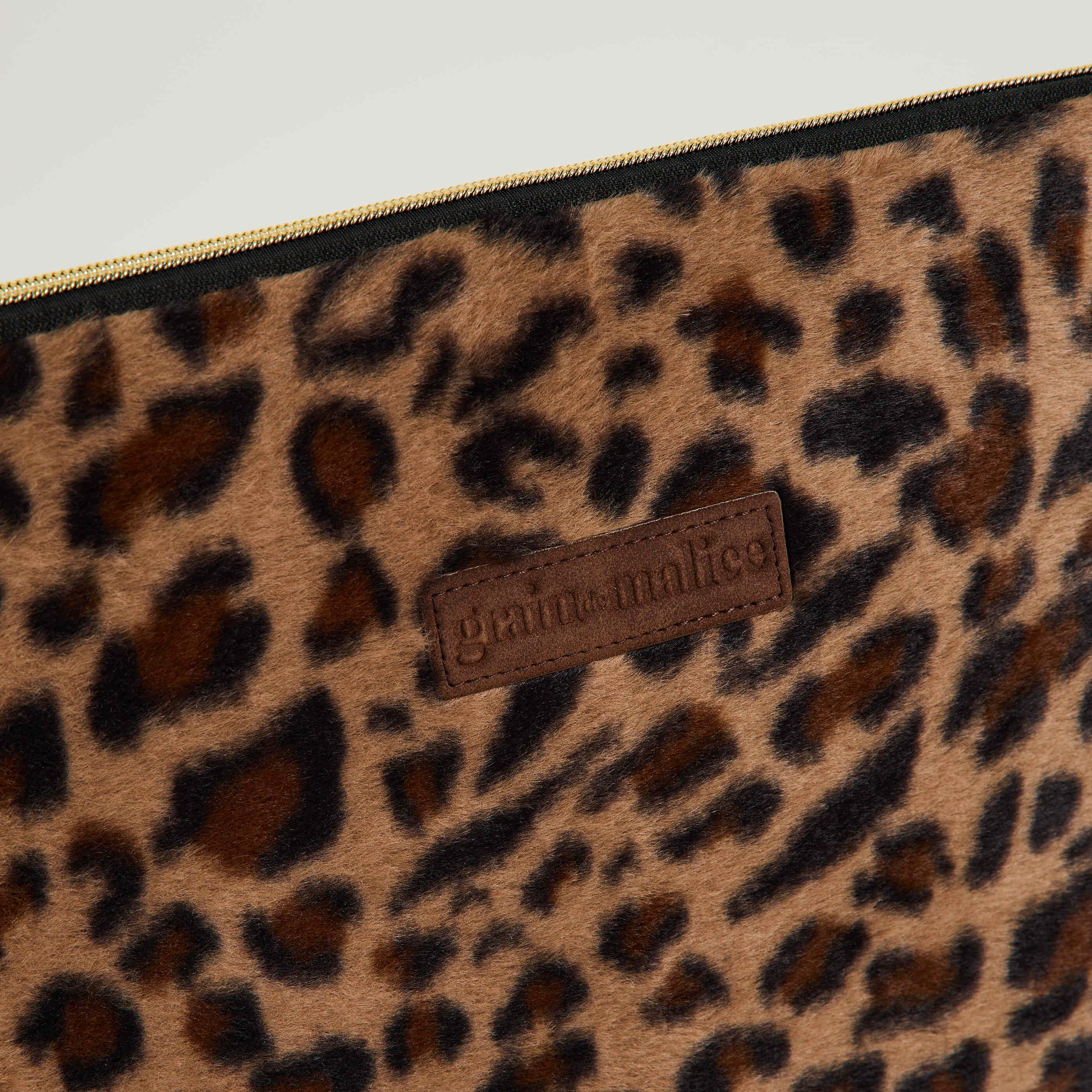 Pochette ordinateur motif l&eacute;opard femme