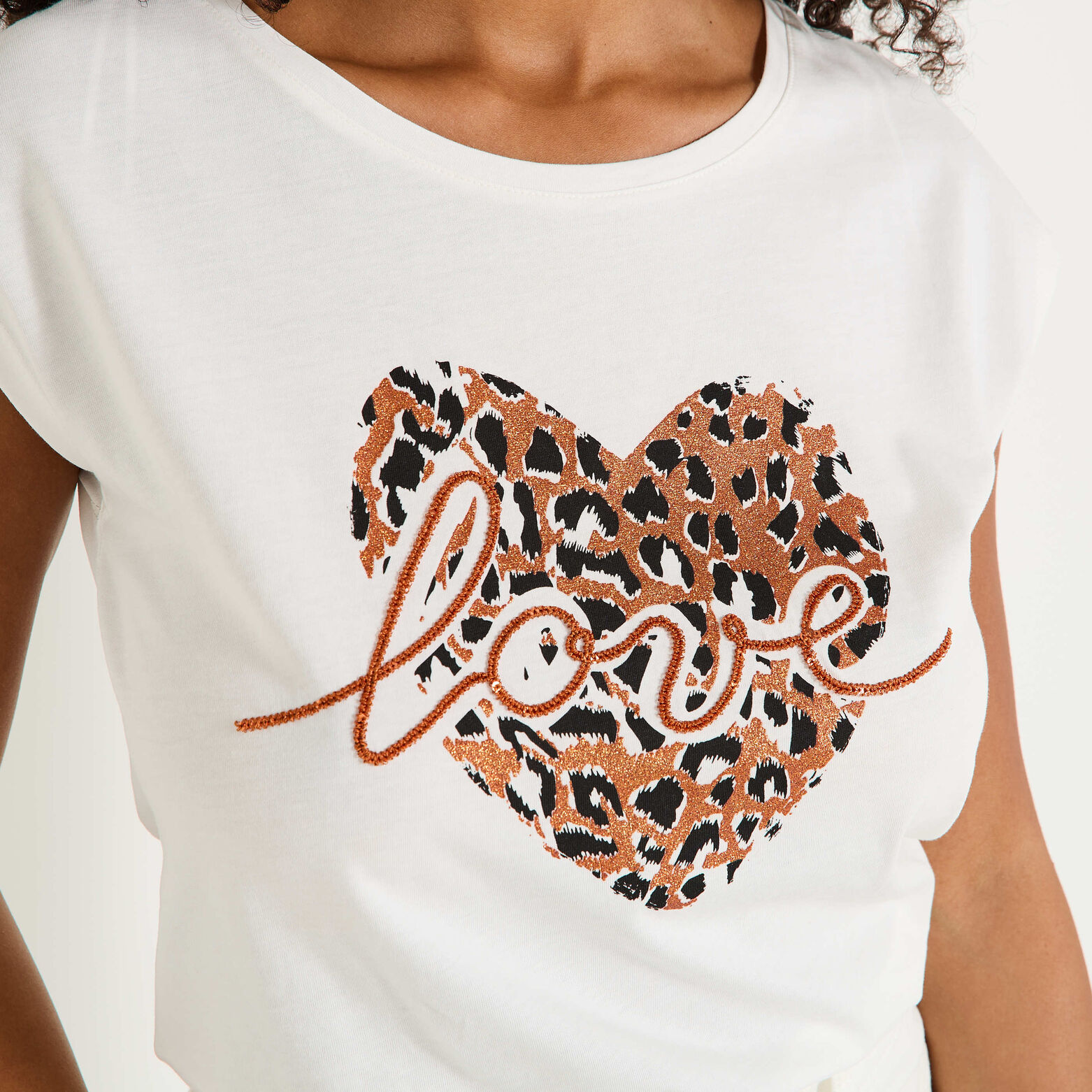 T shirt print coeur léopard femme