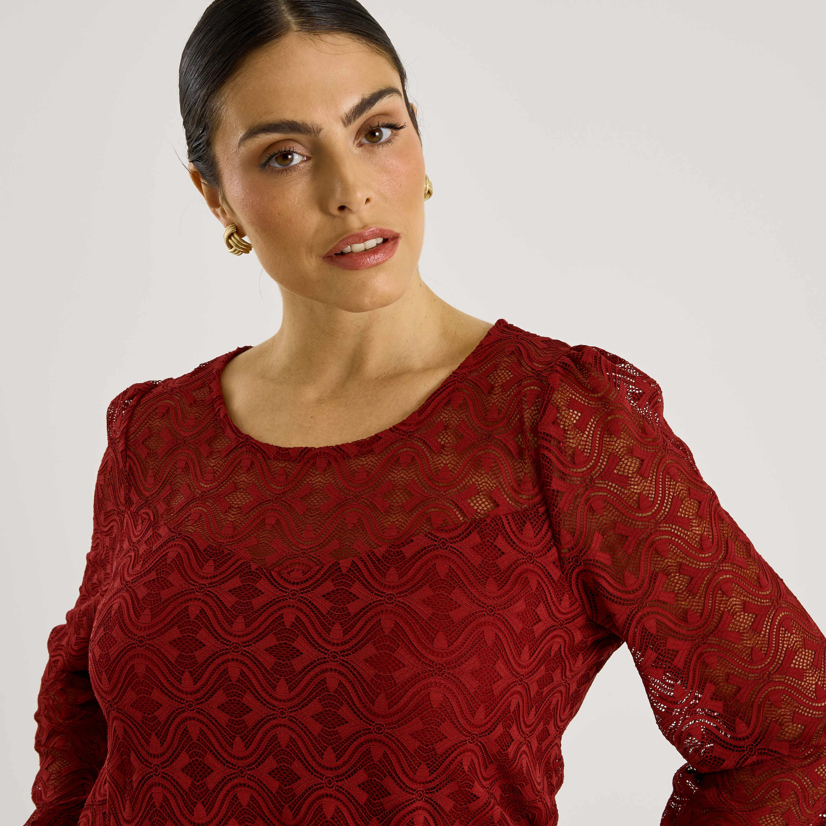 Blouse maille brod&eacute;e femme