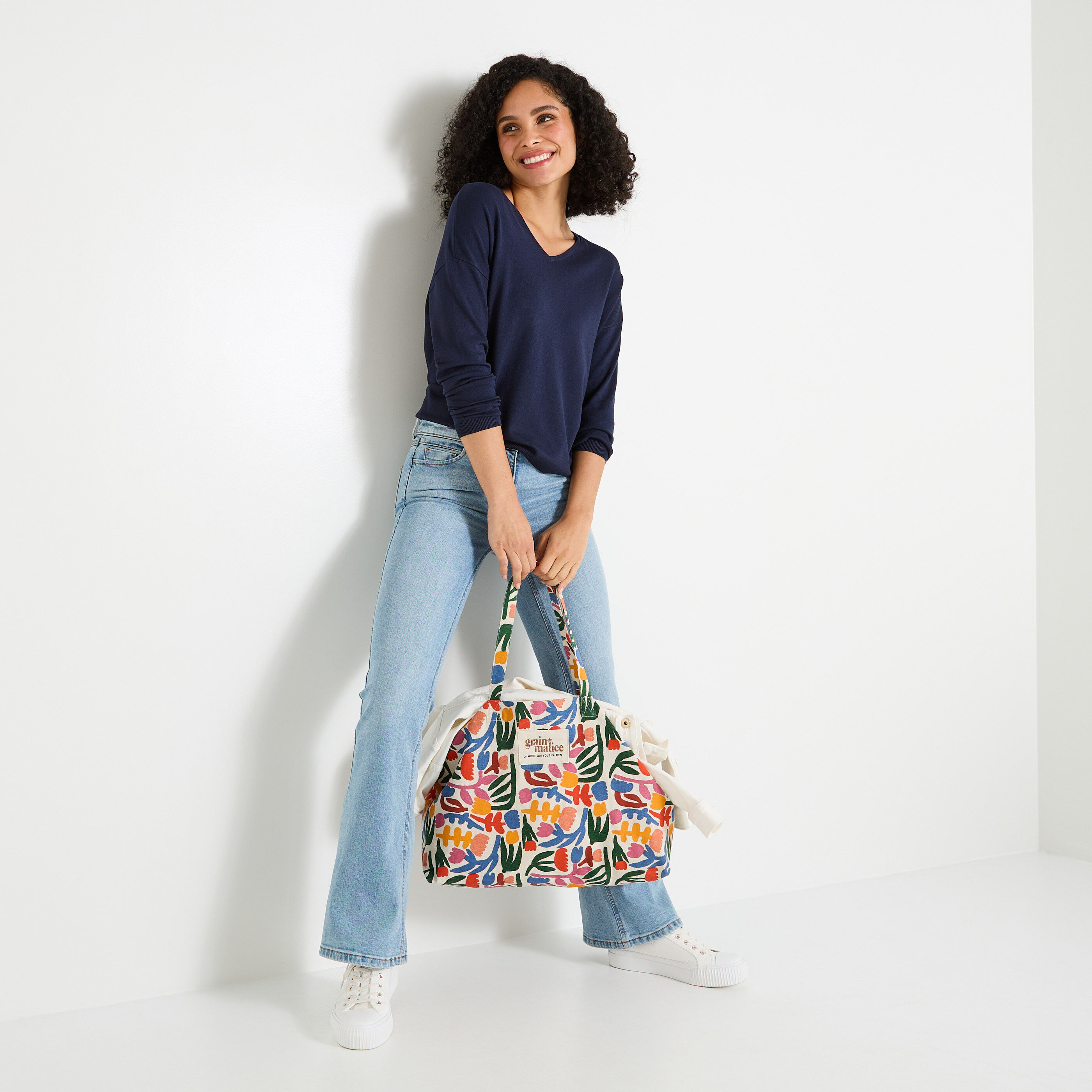 Pull uni &agrave; col V femme