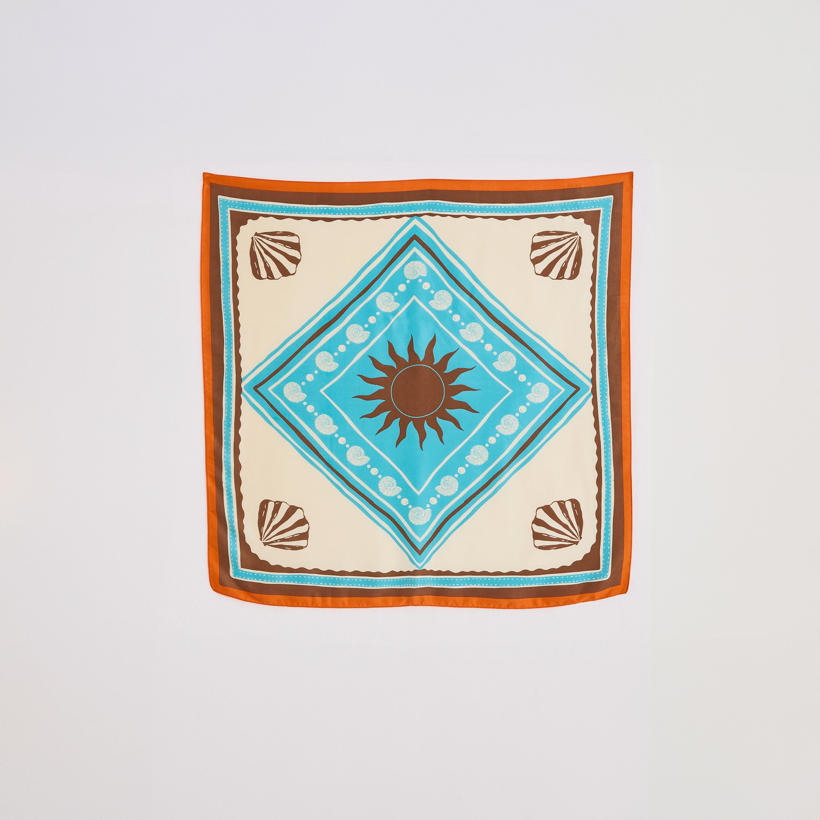 Foulard carr&eacute; motif soleil femme