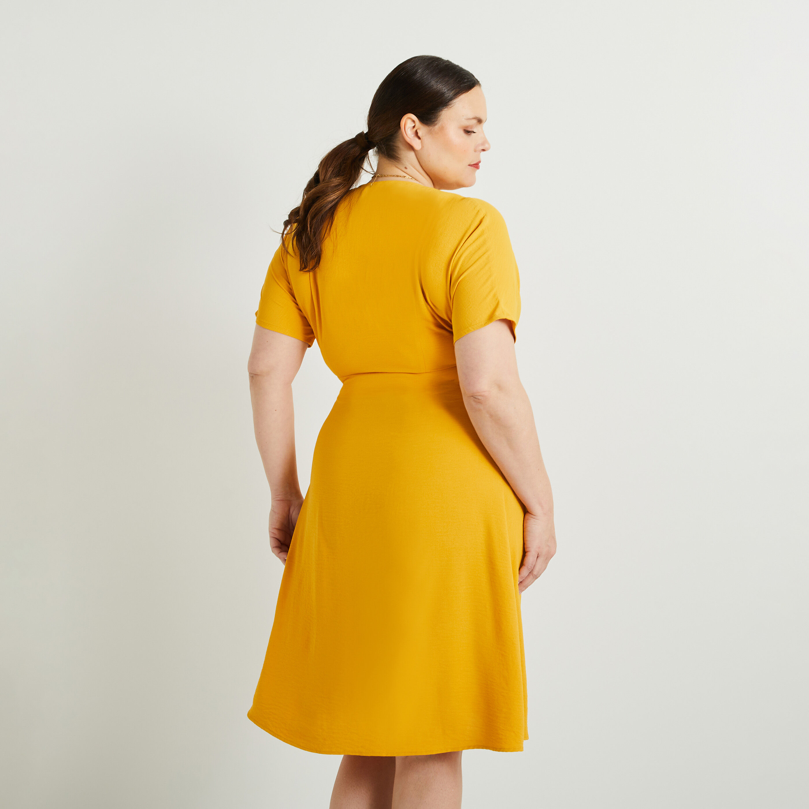 Robe portefeuille mi longue femme