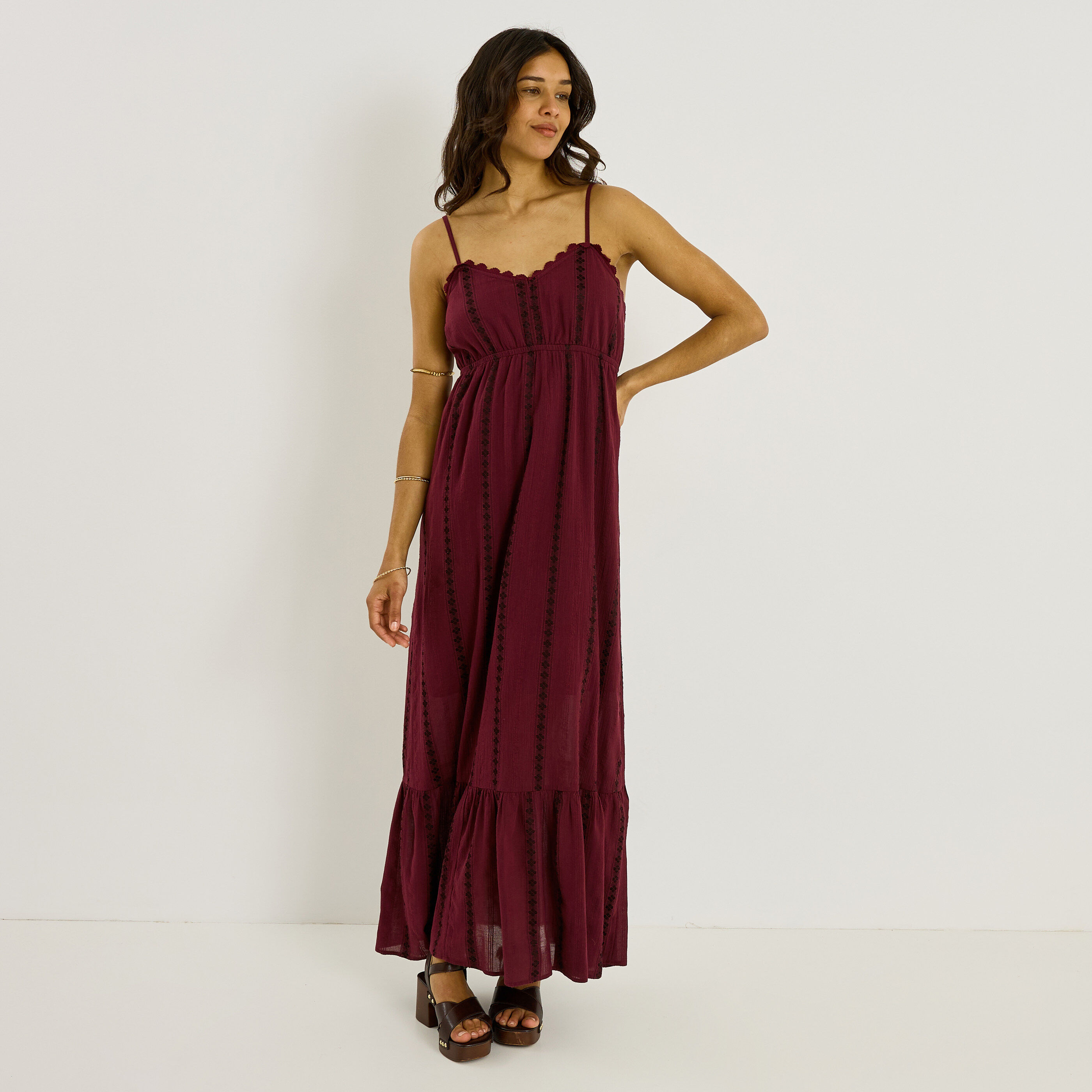 Robe boh&egrave;me longue &agrave; bretelles