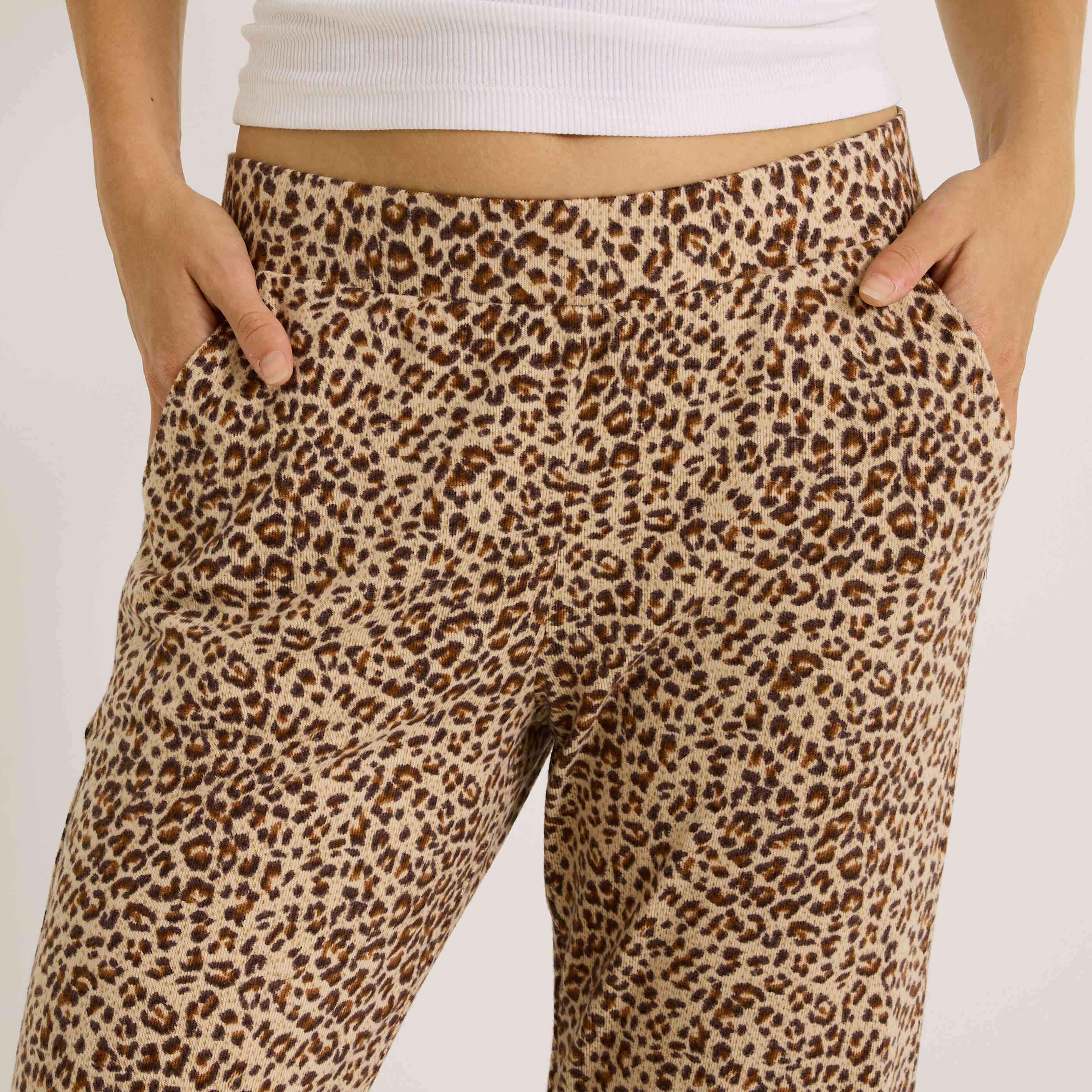 Pantalon pyjama imprim&eacute; l&eacute;opard femme
