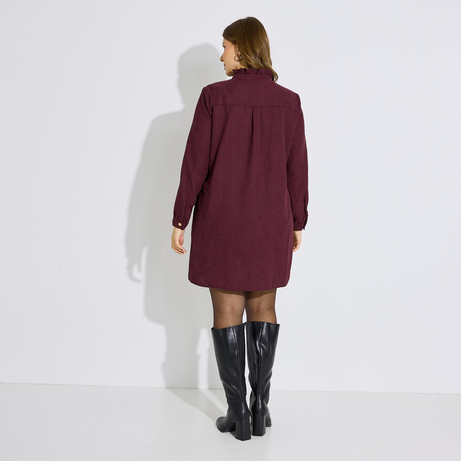 Robe velours c&ocirc;tel&eacute; col volant&eacute; femme