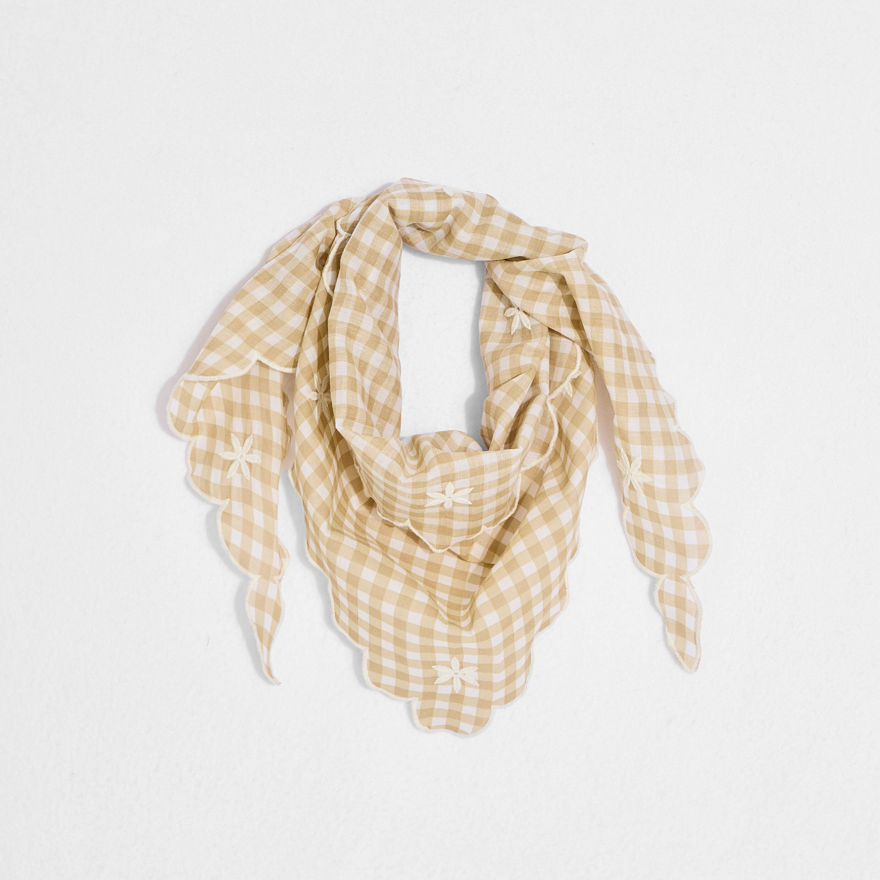 Foulard triangle motif vichy brod&eacute; femme