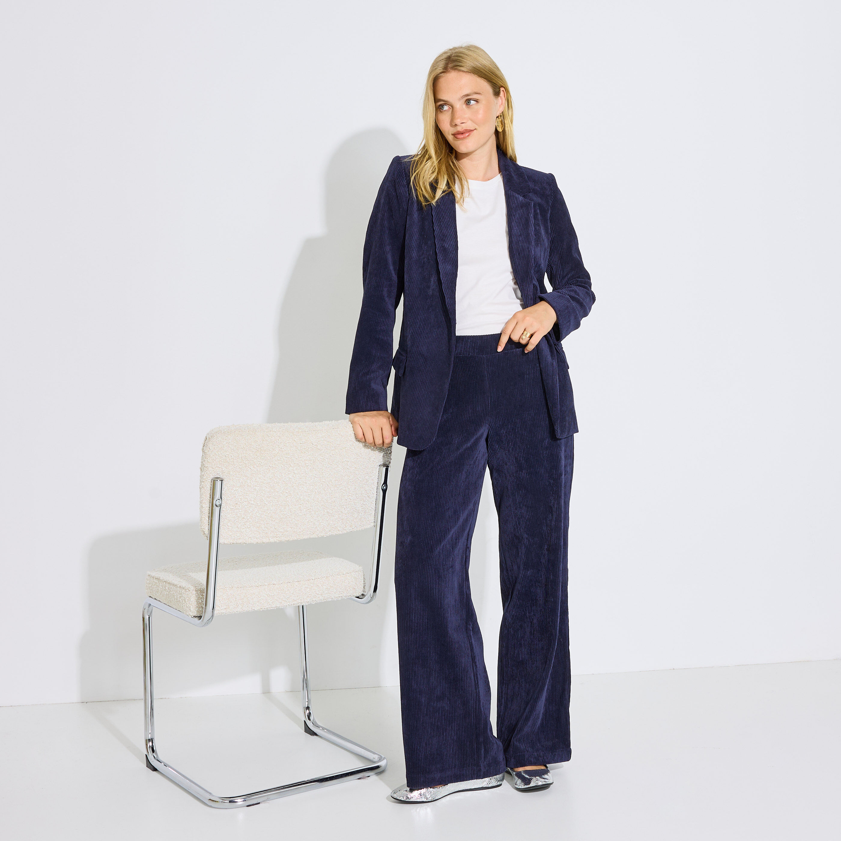 Pantalon velours taille &eacute;lastiqu&eacute;e femme
