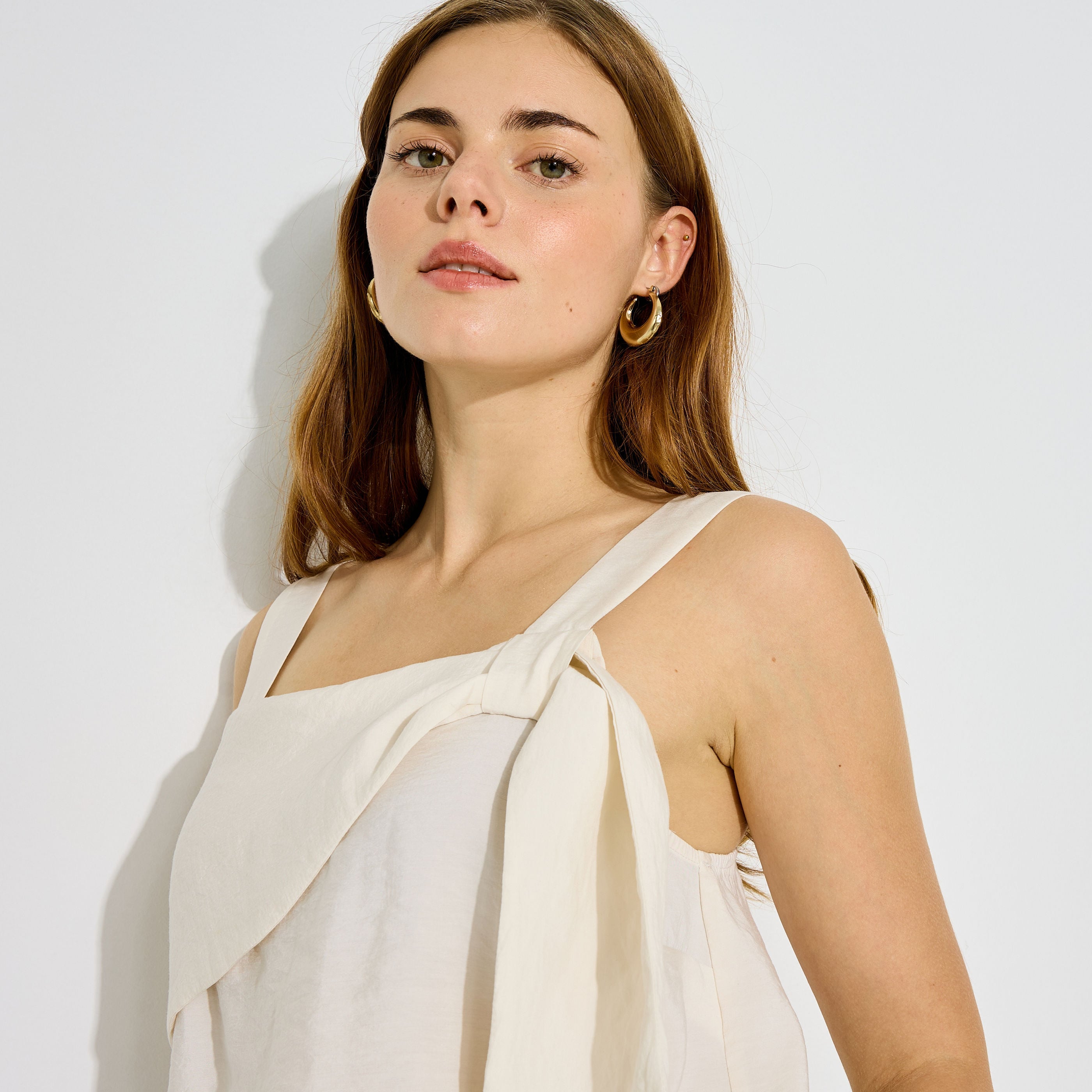 D&eacute;bardeur fluide &agrave; col carr&eacute; femme