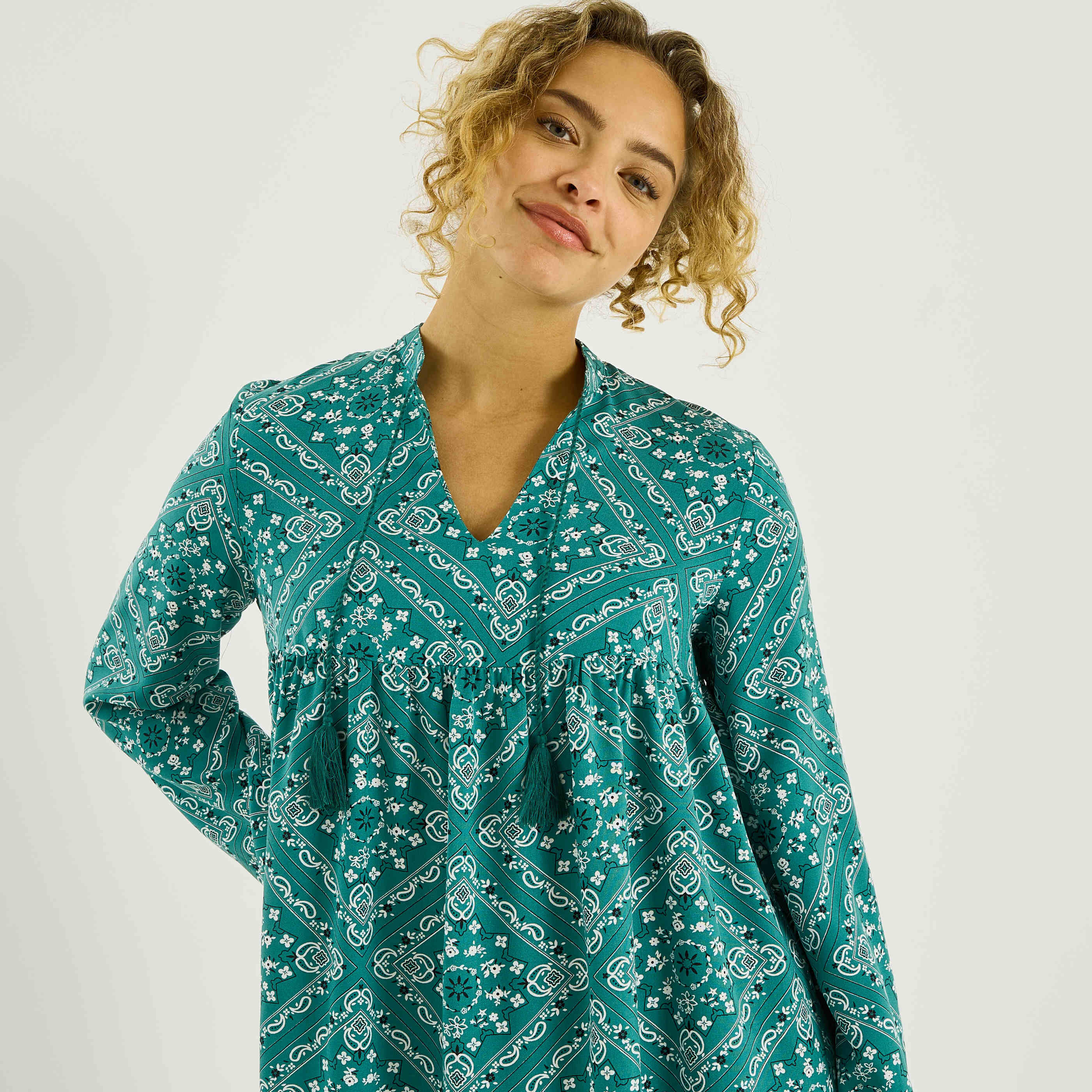 Robe longueur genou imprim&eacute;e