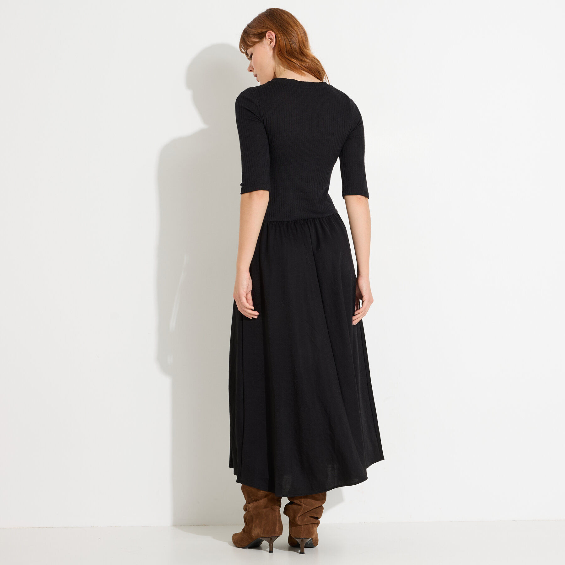 Robe longue bi-mati&egrave;re c&ocirc;tel&eacute;e