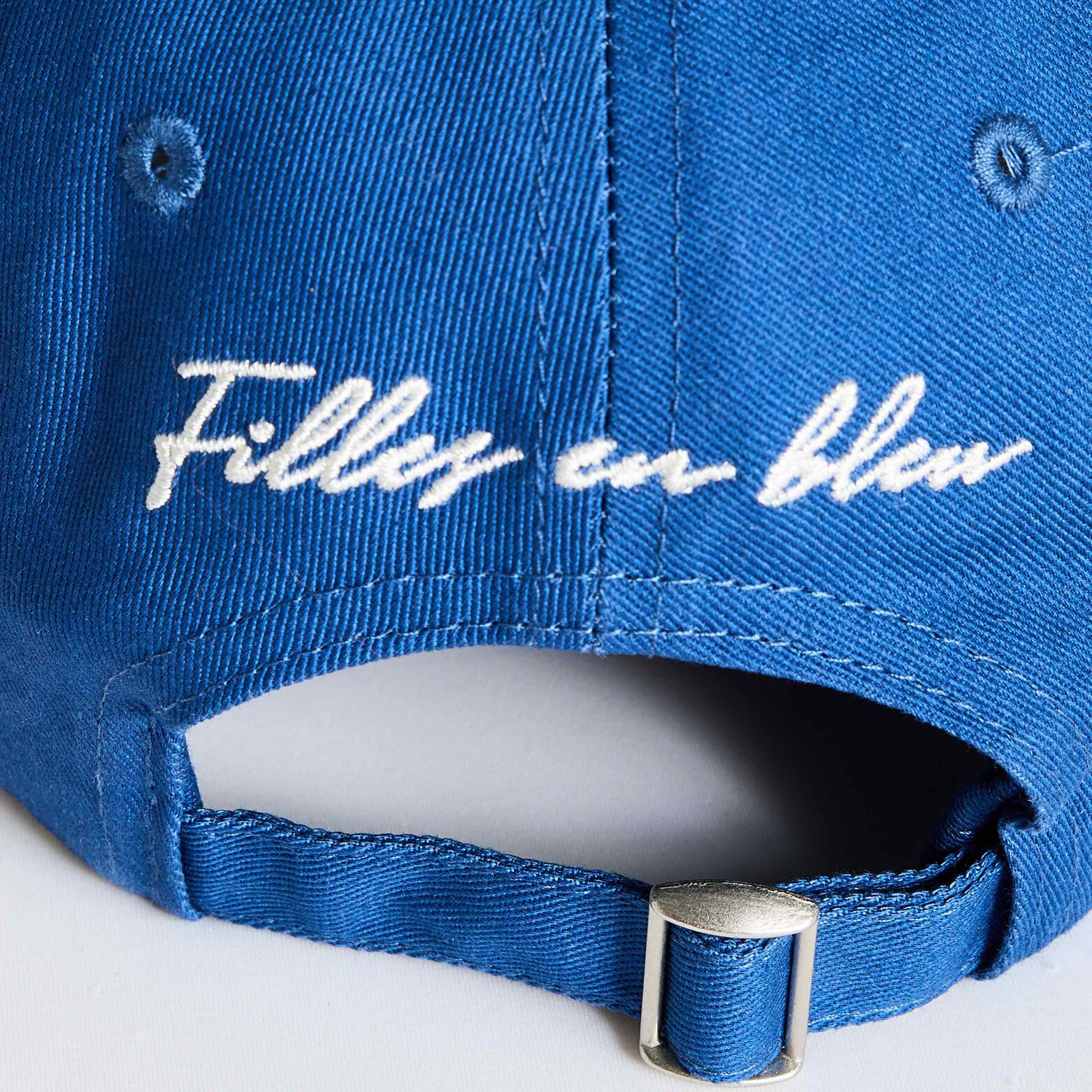 Casquette brodée femme