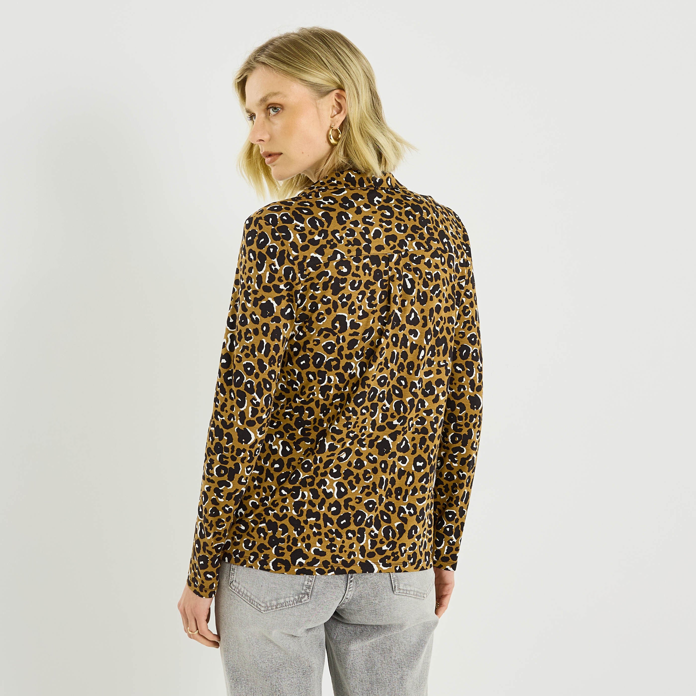 Chemise en maille imprim&eacute; l&eacute;opard femme
