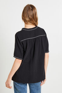 Blouse gaze de coton brodée femme