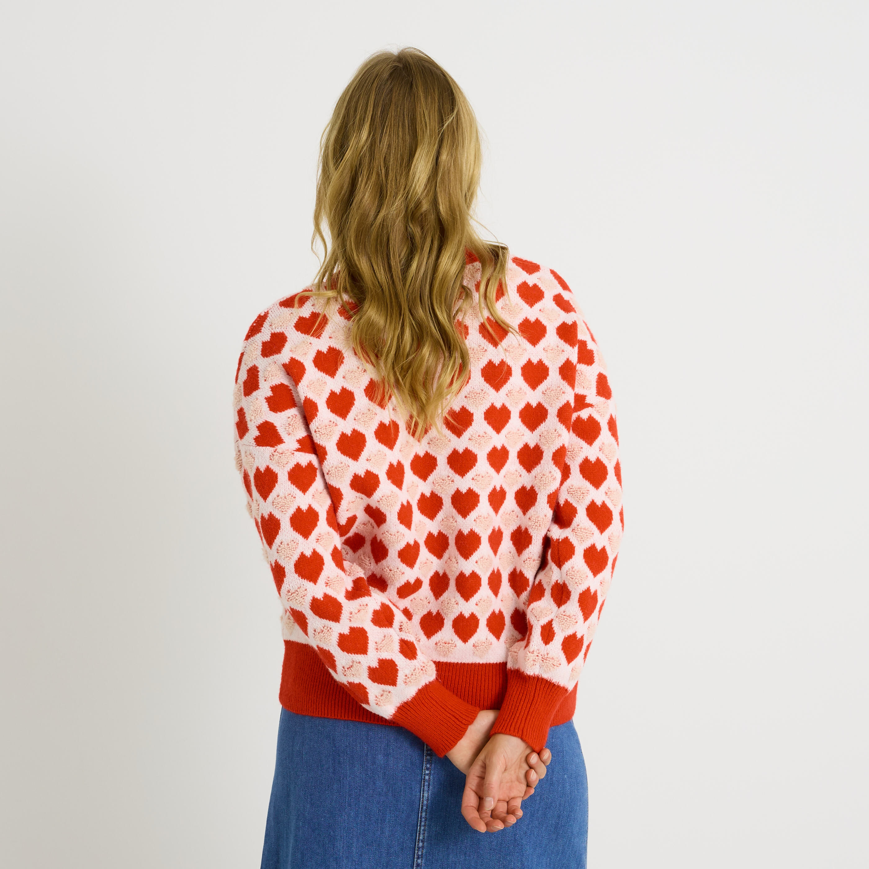 Pull col rond imprim&eacute; c&oelig;ur femme