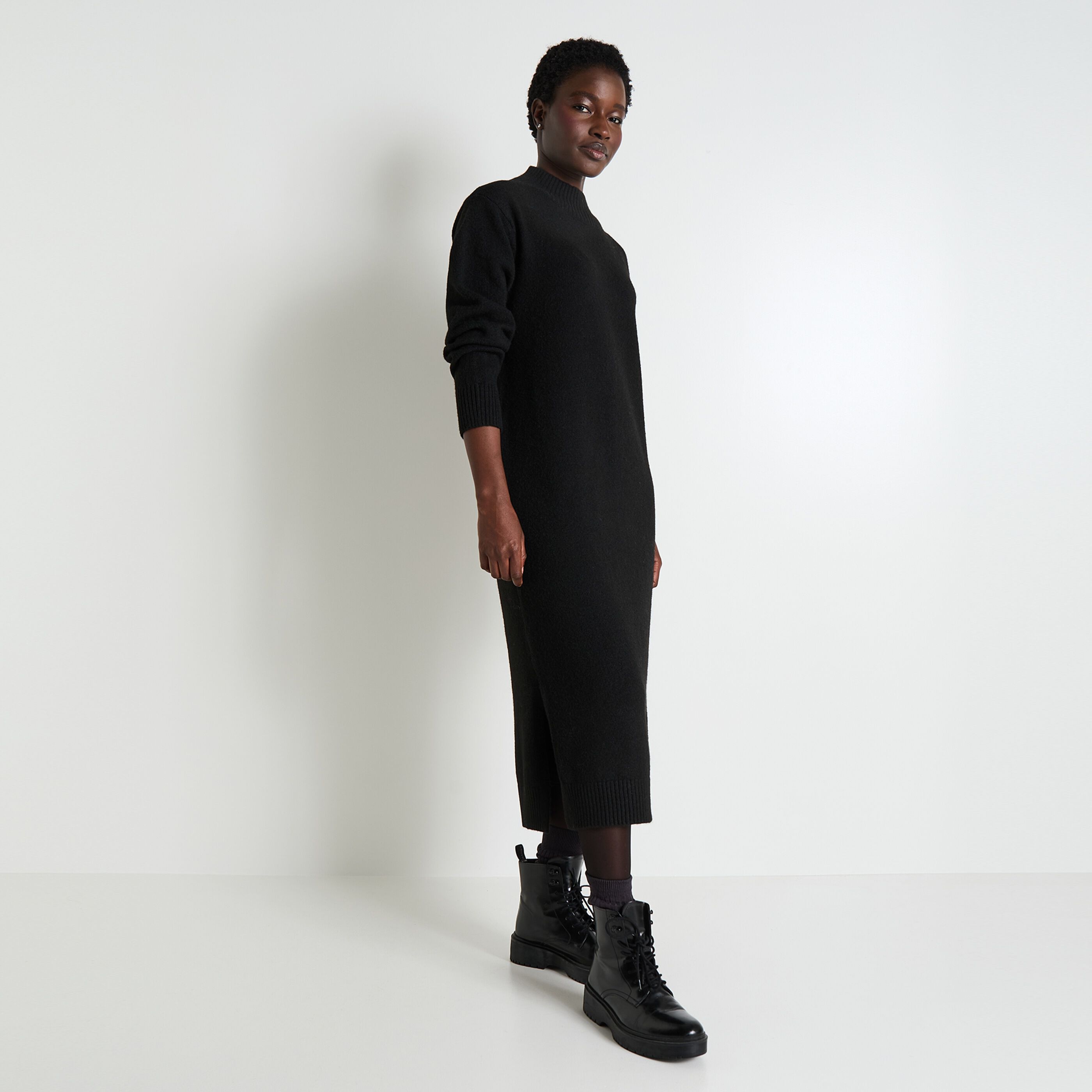 Robe pull col montant femme