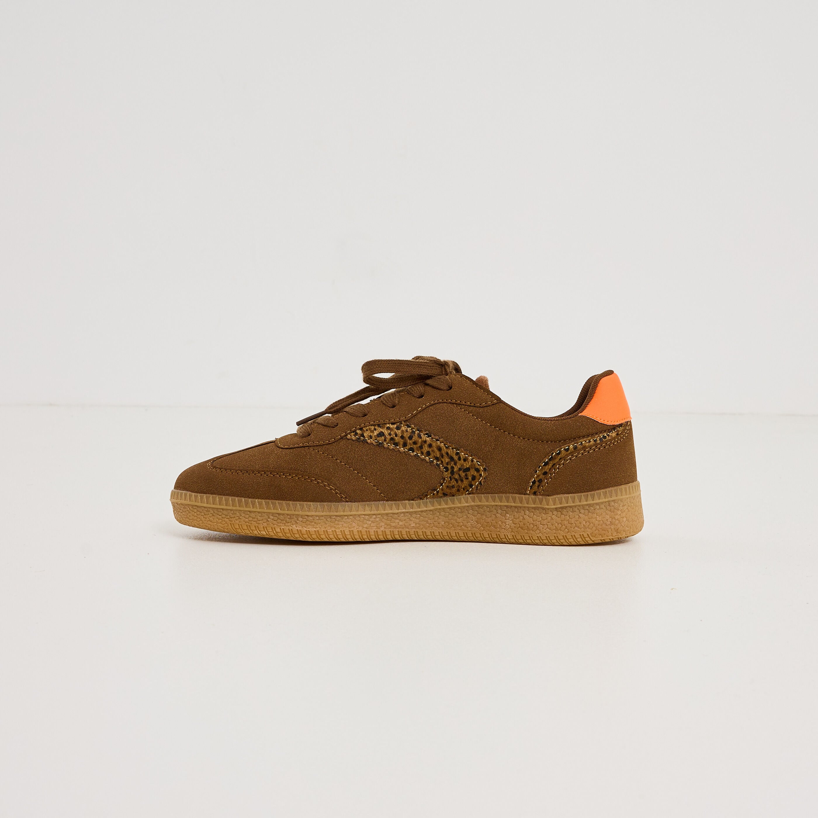 Baskets d&eacute;tails imprim&eacute; l&eacute;opard femme