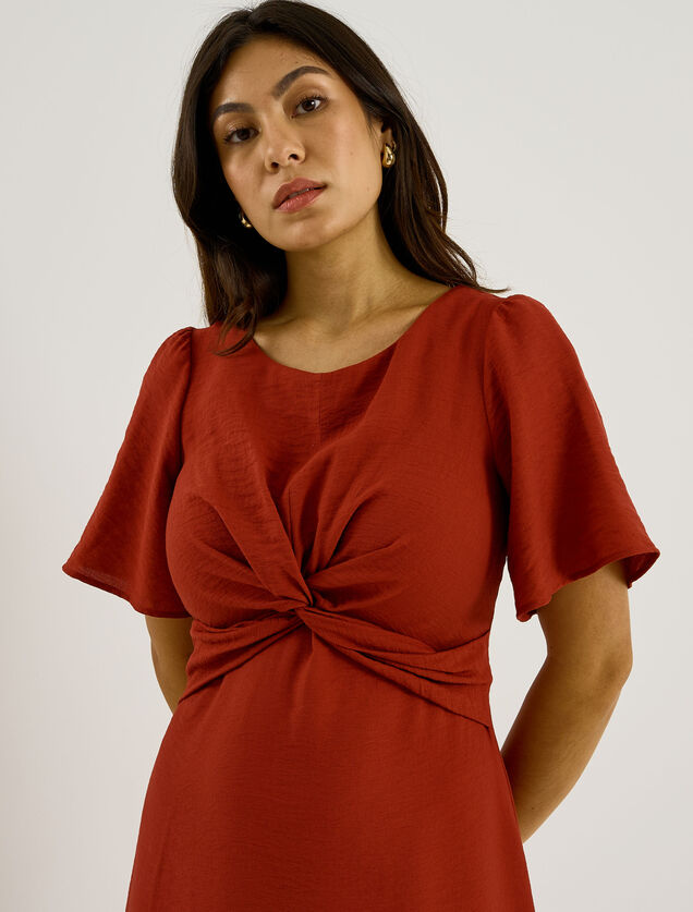 Robe longue habill&eacute;e unie &agrave; fentes