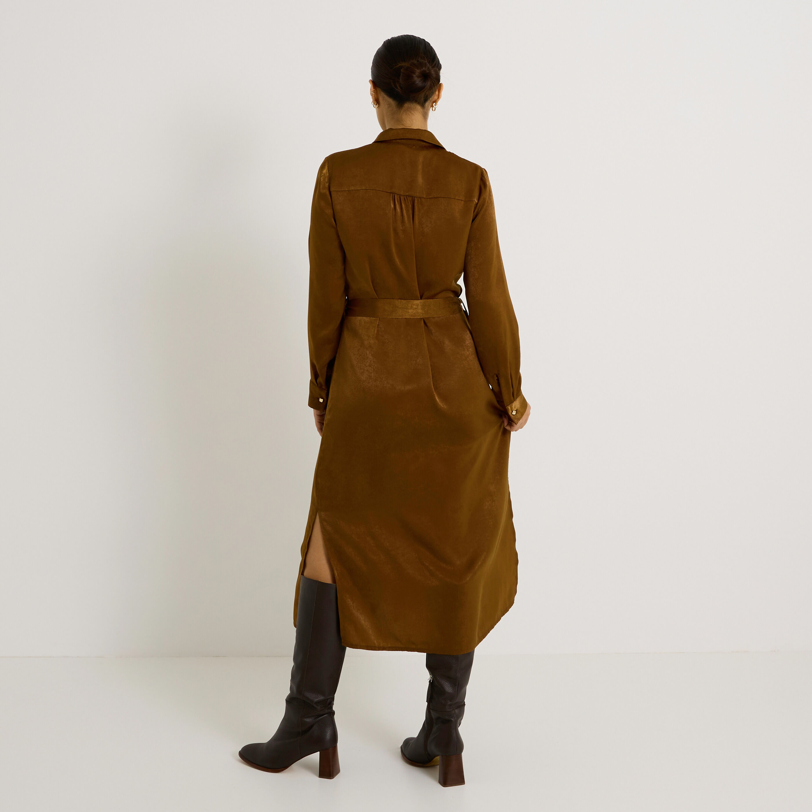 Robe longue satin&eacute;e