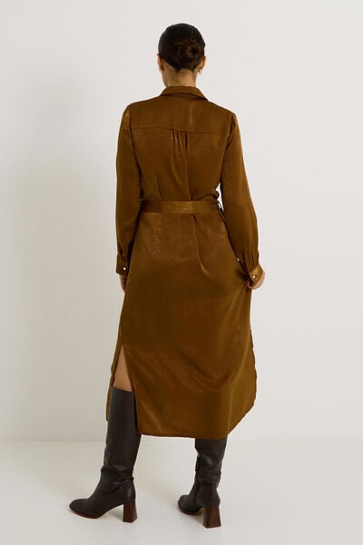 Robe longue satinée