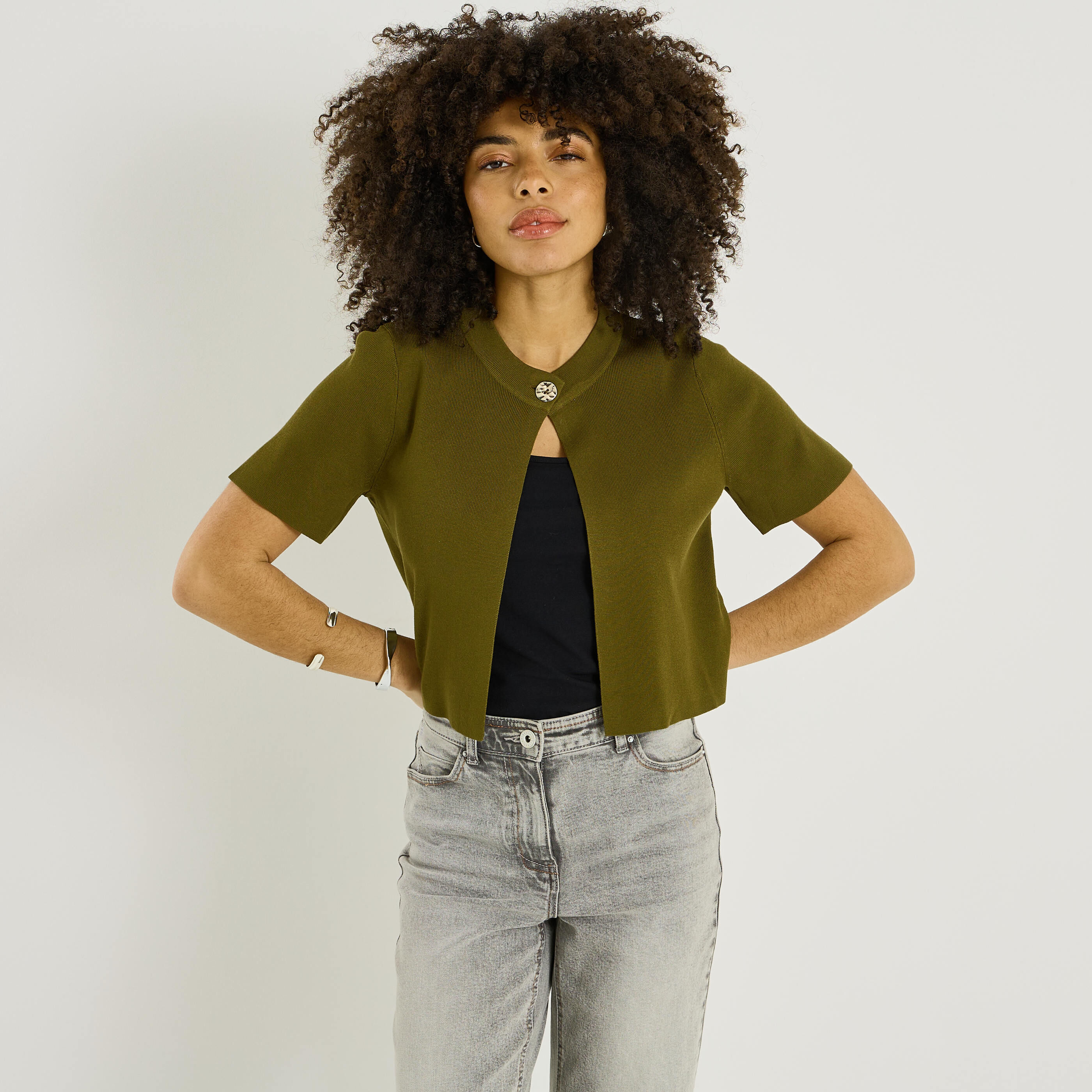 Gilet en maille fine &agrave; bouton femme