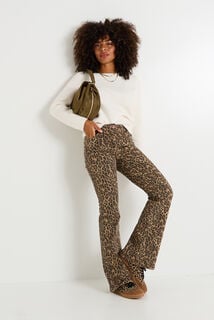 Pull fluffy à col rond femme